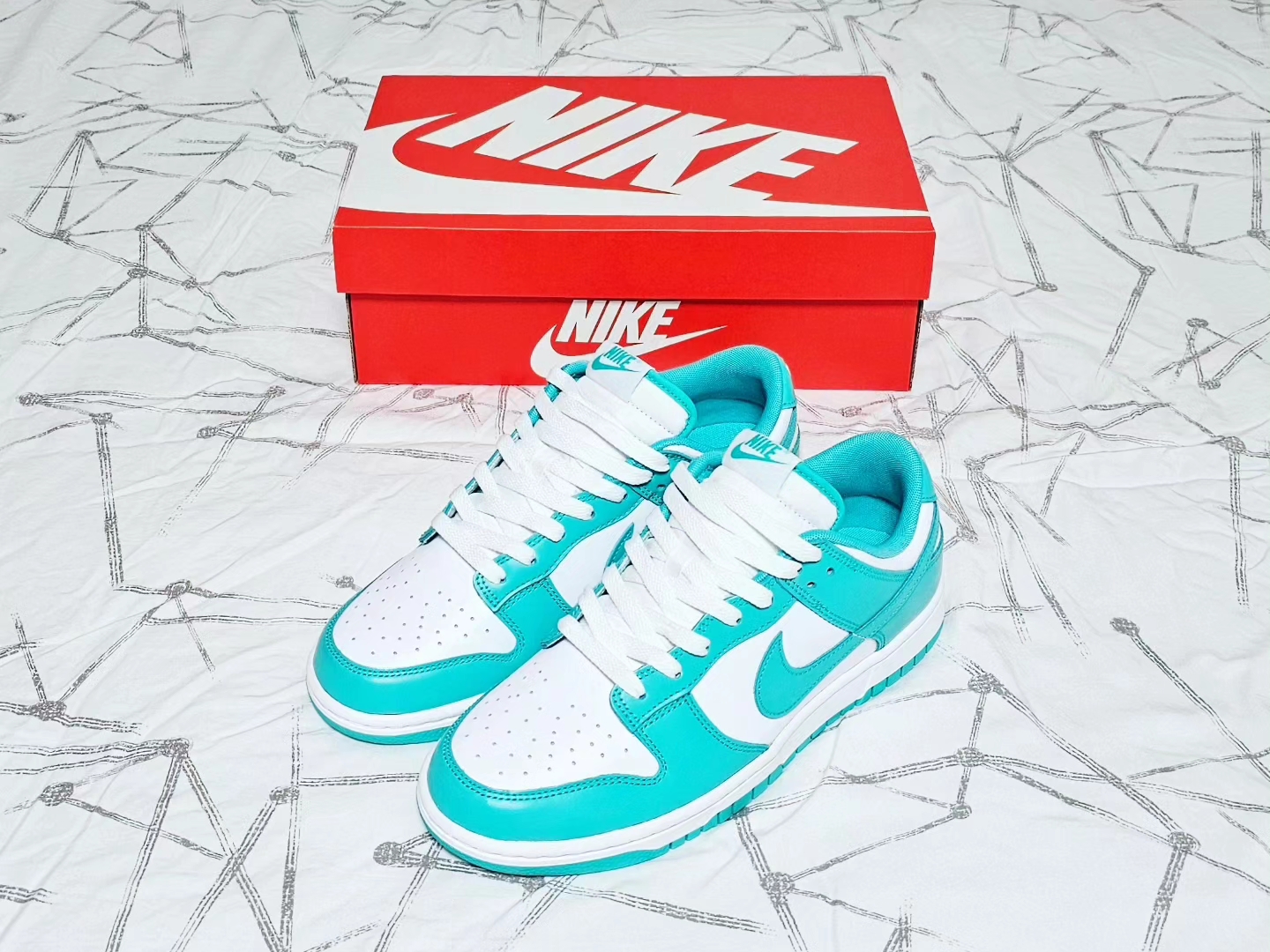 Nike Dunk Low White Clear Jade 착용 스타일 - 1