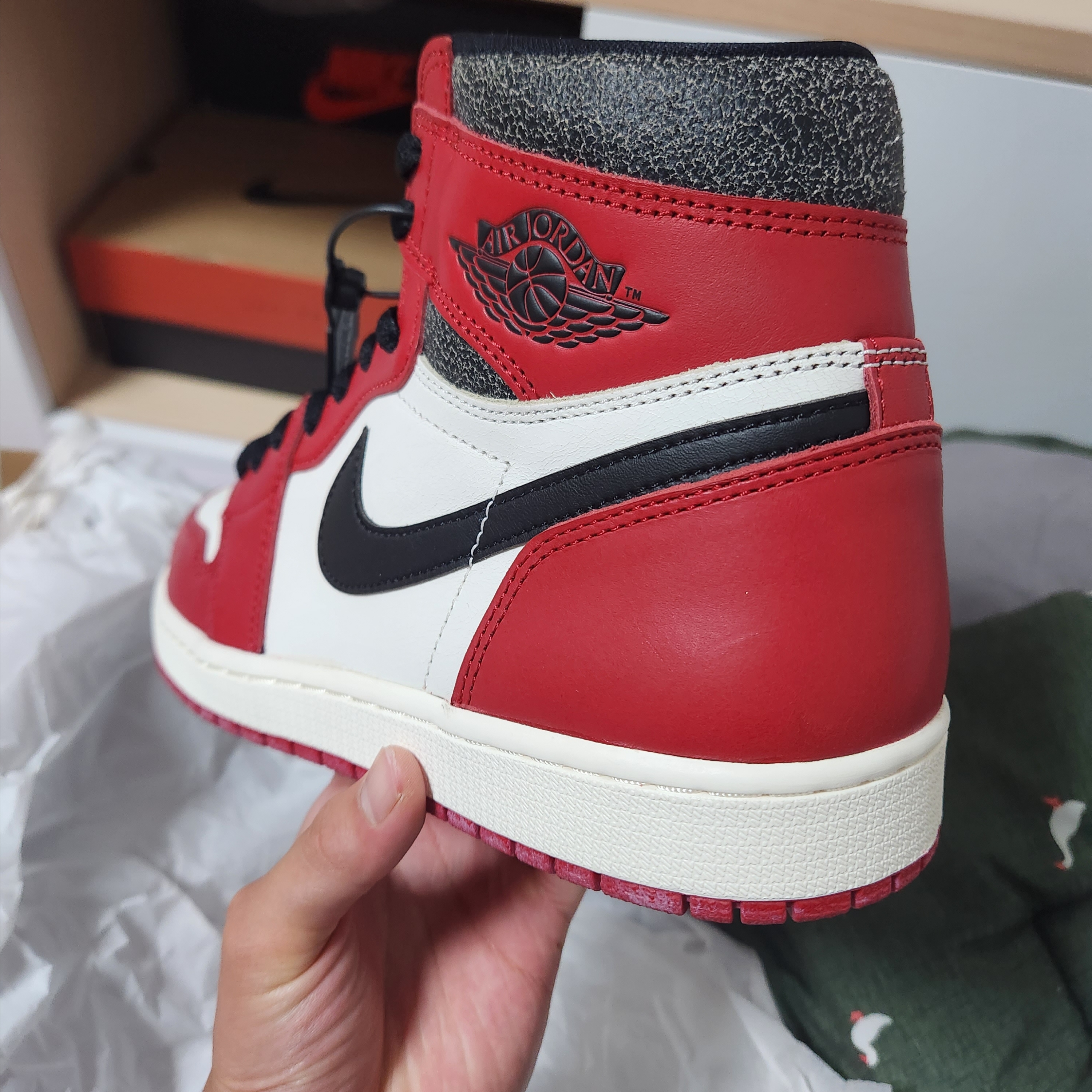 Jordan 1 Retro High OG Chicago 2022 착용 스타일 - 1