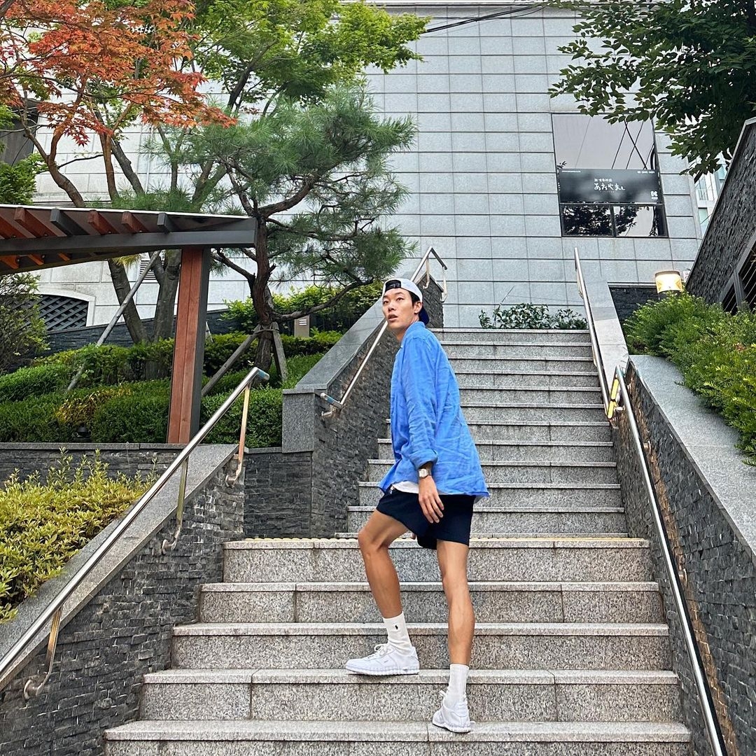 Nike x Jacquemus J Force 1 Low LX SP White 착용 스타일 - 4