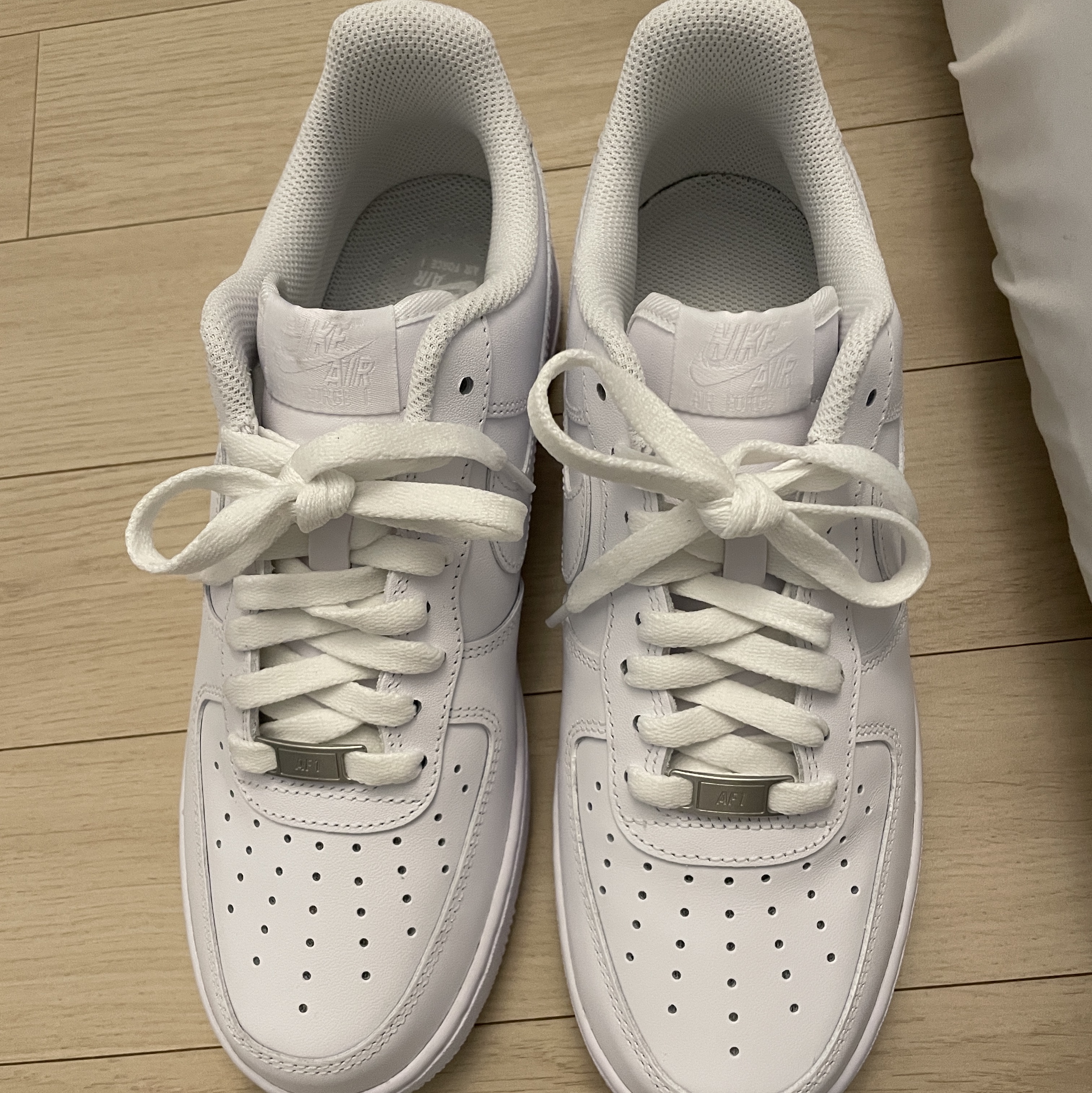 Nike Air Force 1 '07 Low White 착용 스타일