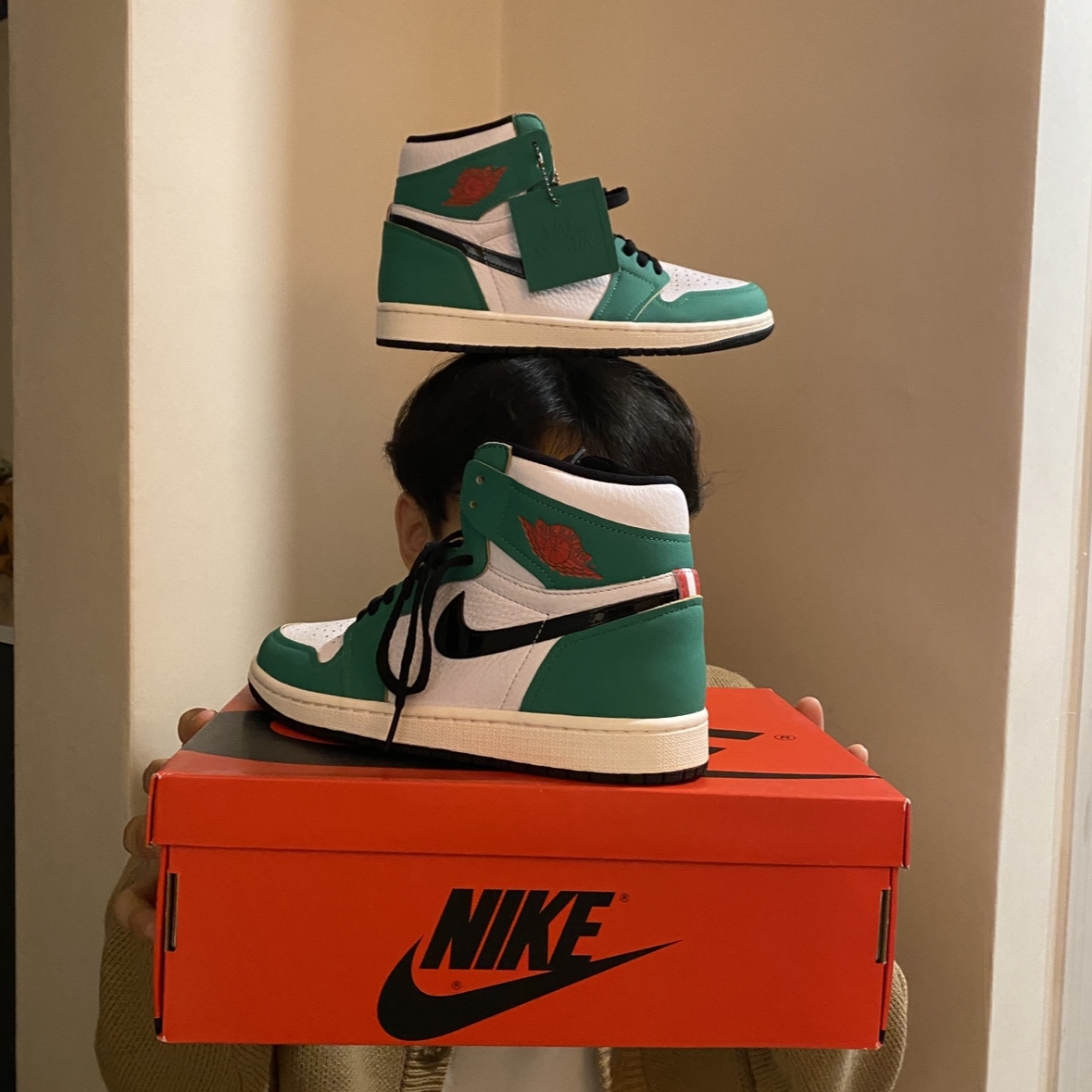 (W) Jordan 1 Retro High OG Lucky Green 착용 스타일