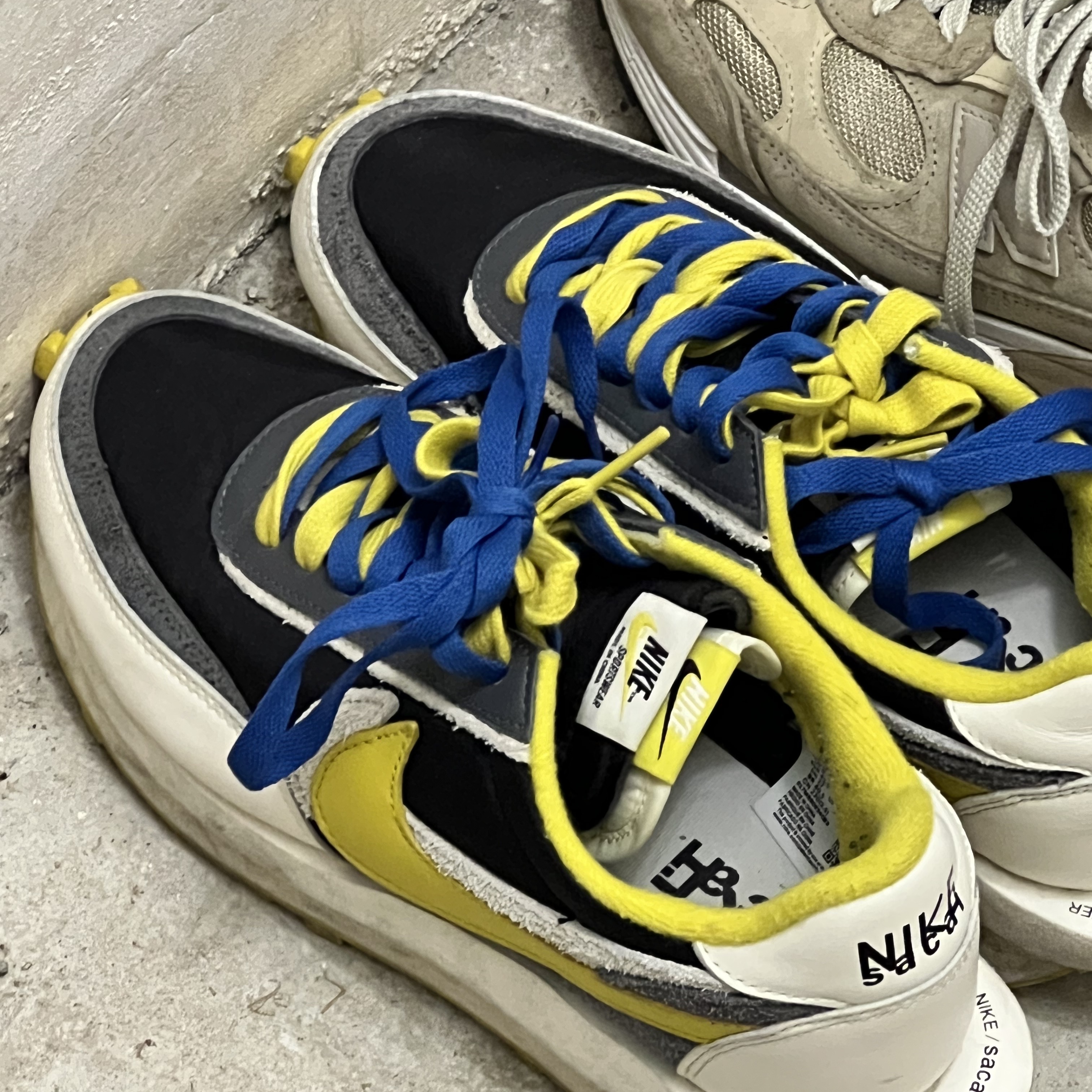 Nike x Sacai x Undercover LDWaffle Black Bright Citron 착용 스타일