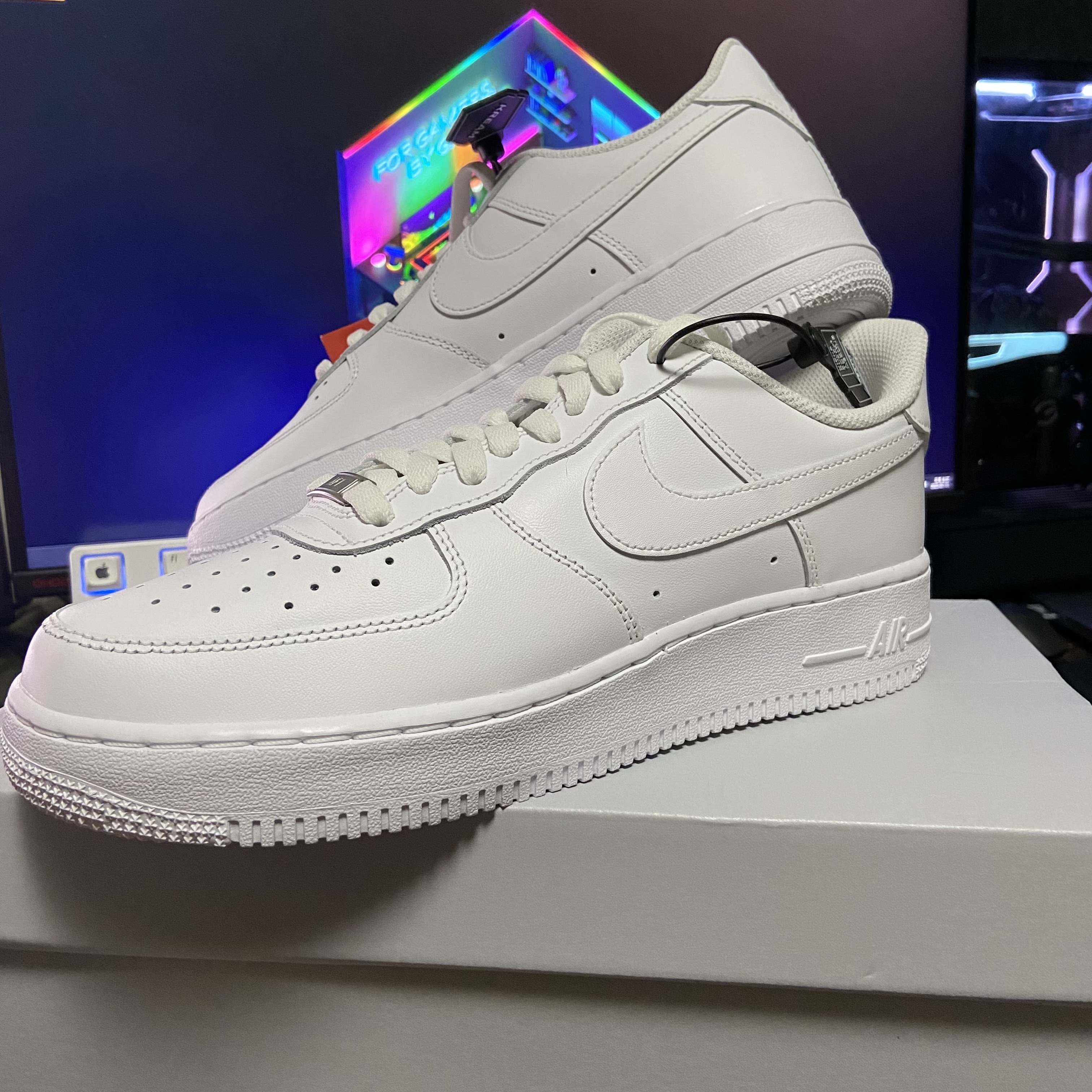 Nike Air Force 1 '07 Low White 착용 스타일