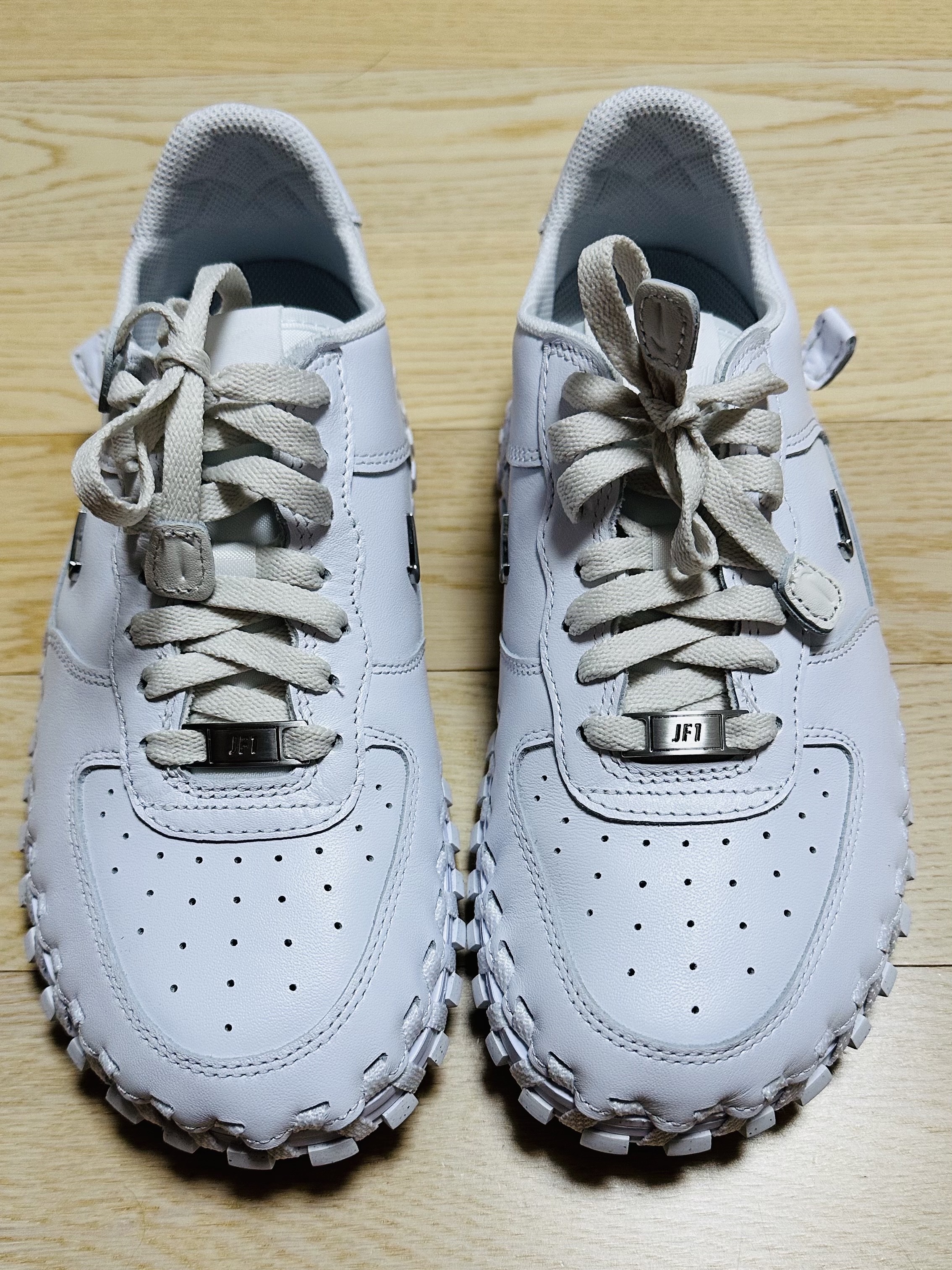 Nike x Jacquemus J Force 1 Low LX SP White 착용 스타일 - 3