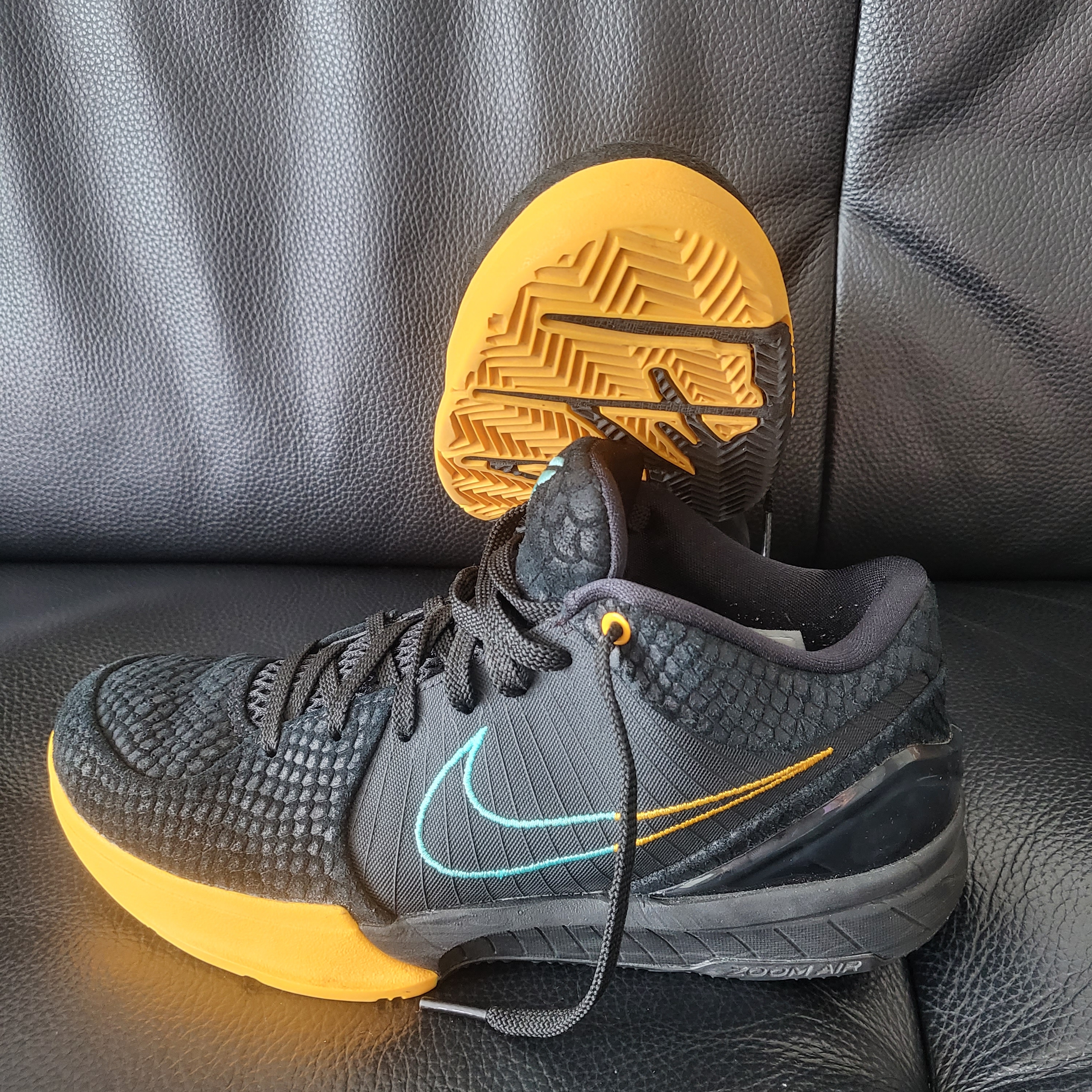 Nike Kobe 4 Protro FTB Snake 착용 스타일 - 5