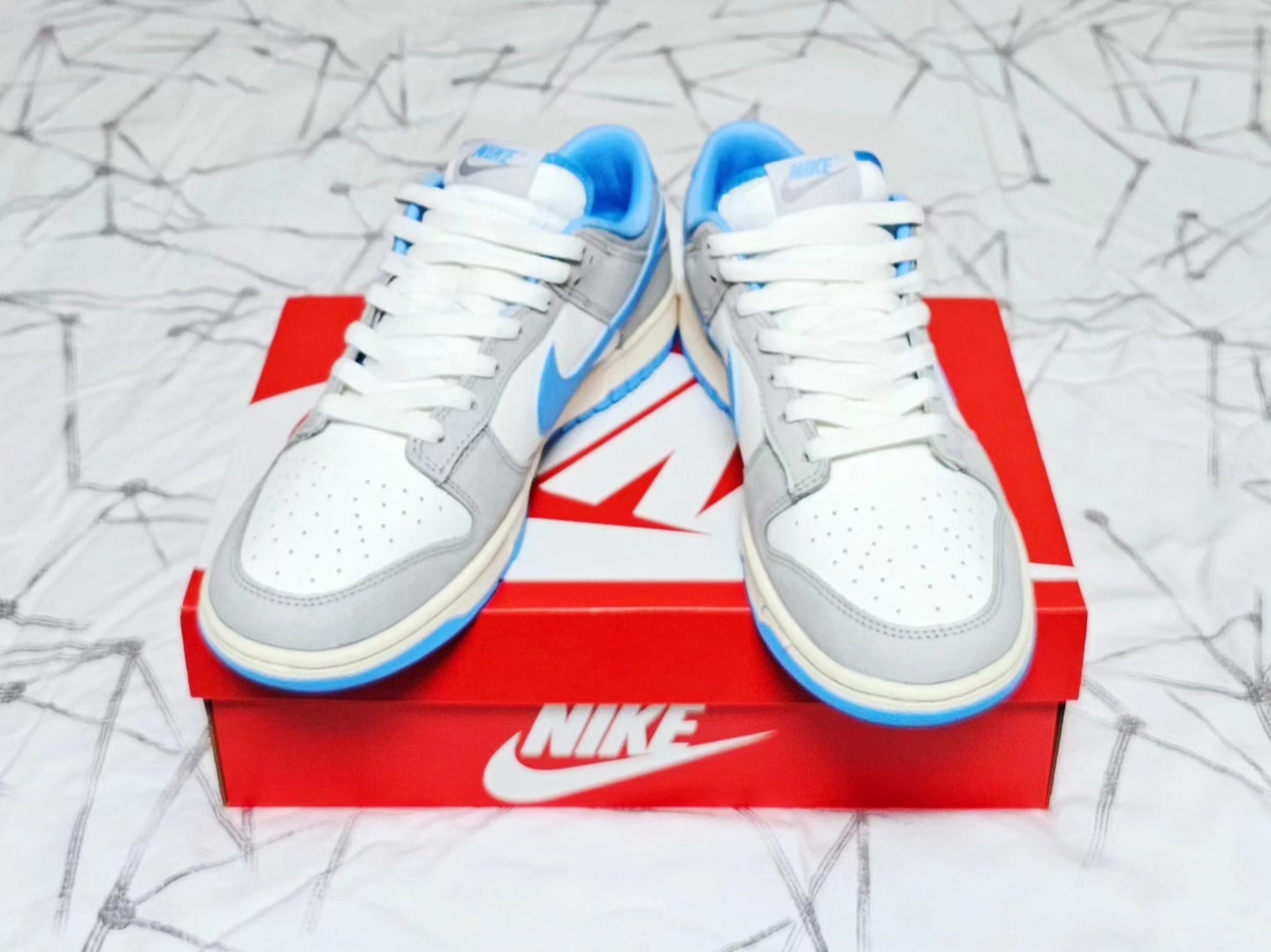 Nike Dunk Low Sail University Blue 착용 스타일 - 3