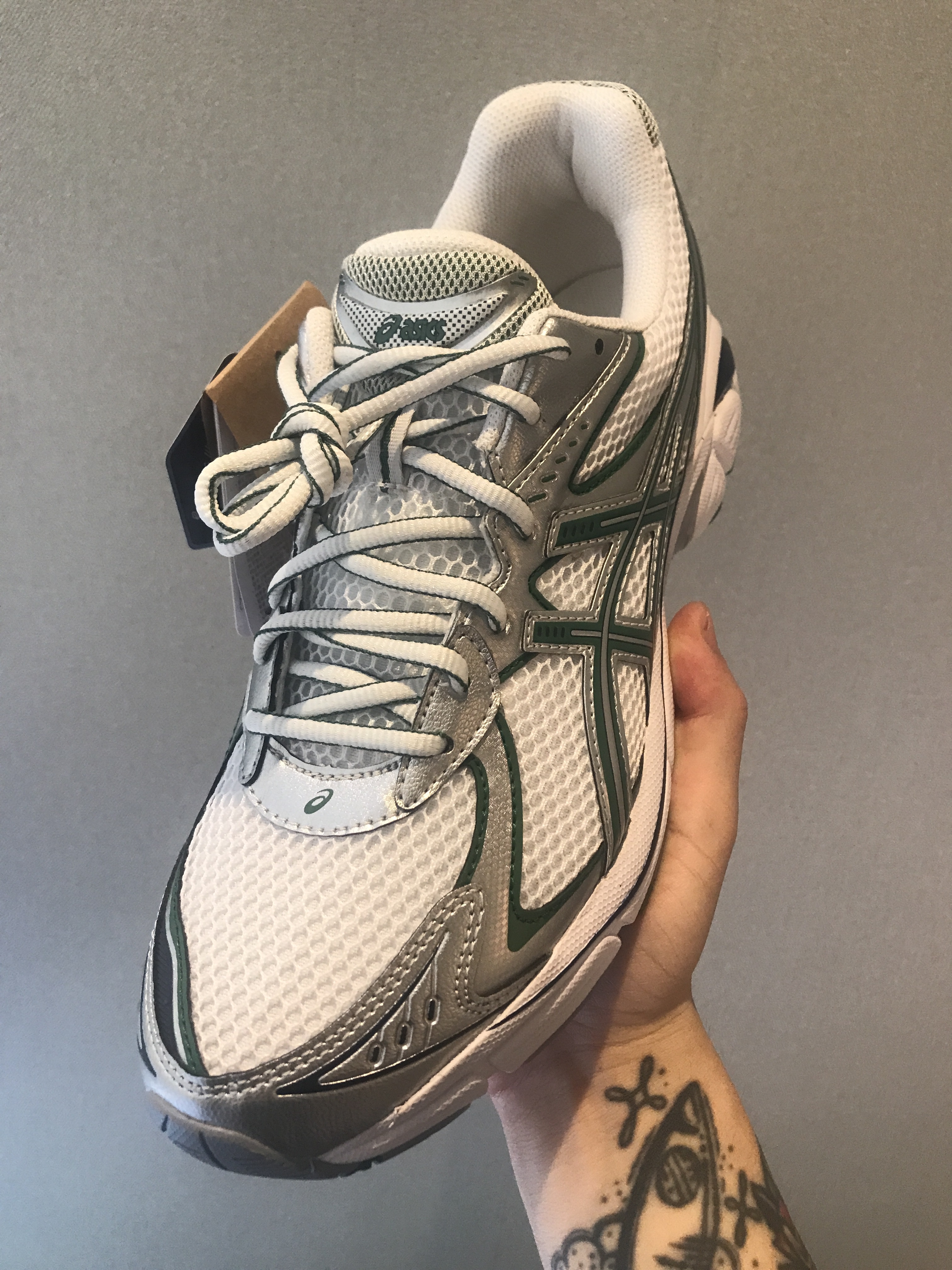 Asics GT-2160 White Shamrock Green 착용 스타일 - 2