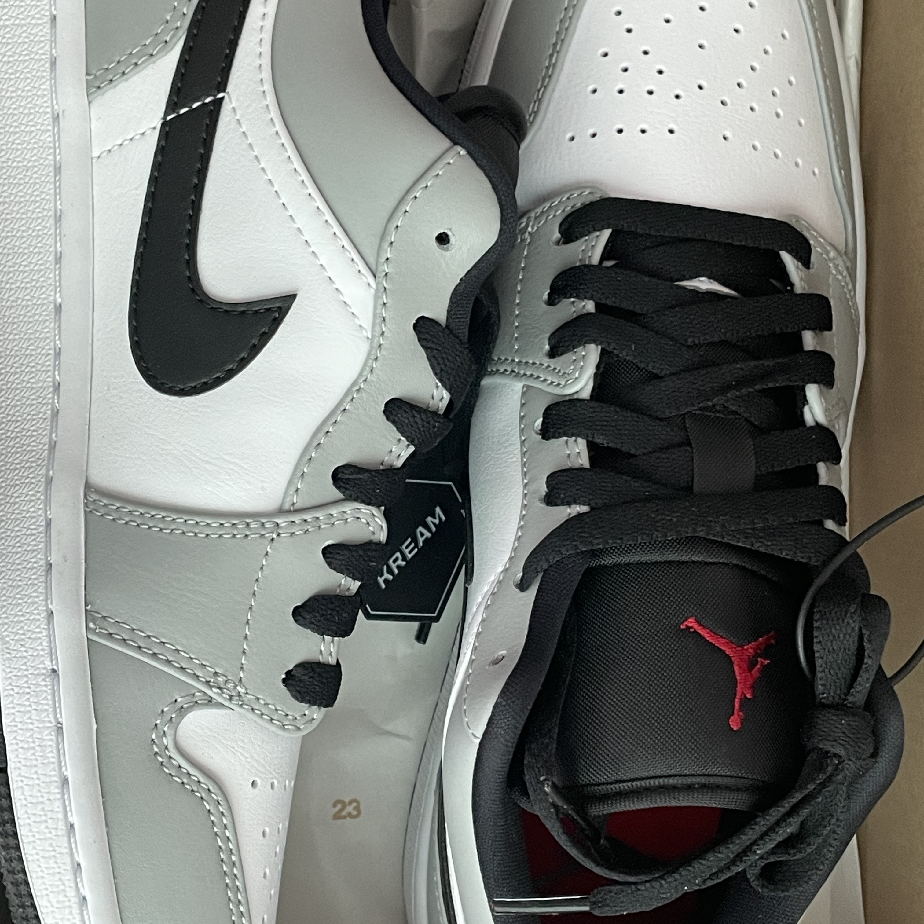 Jordan 1 Low Light Smoke Grey 착용 스타일 - 1