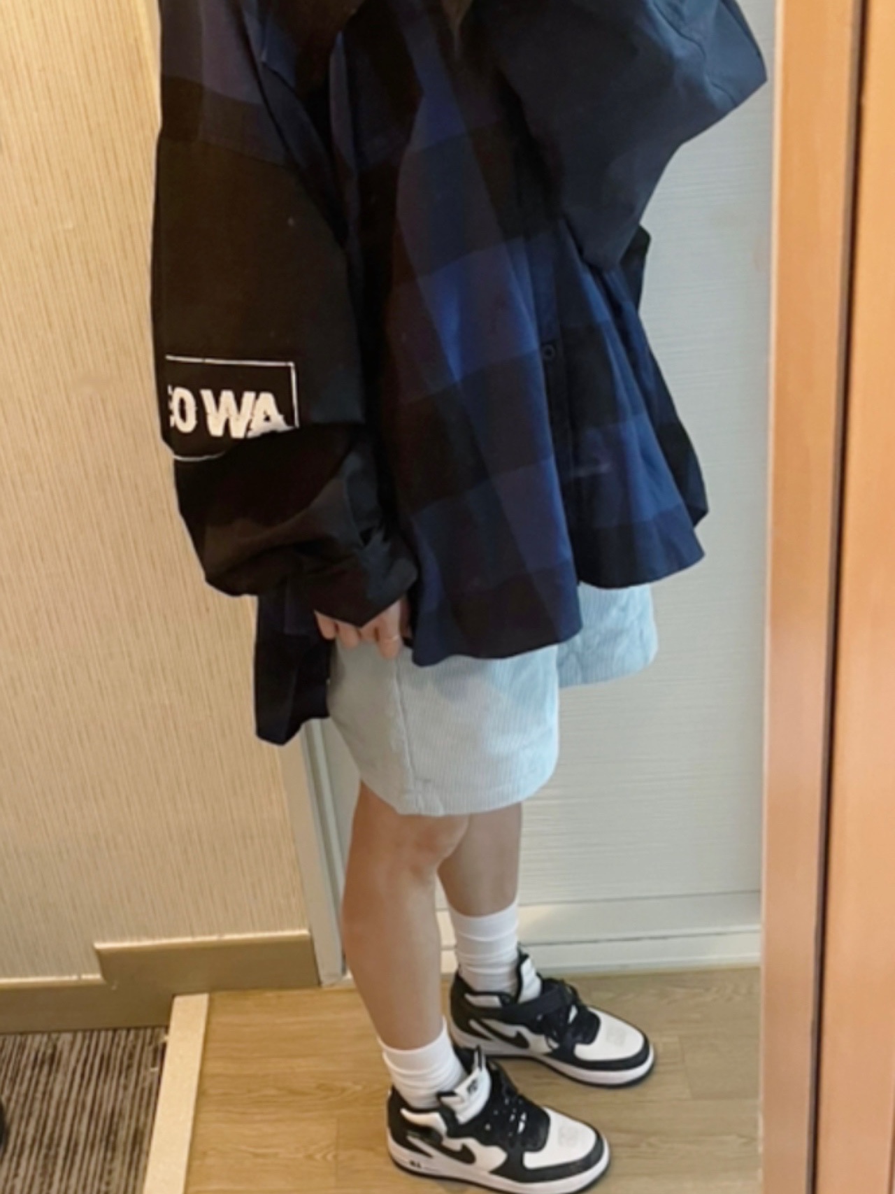 Undermycar Nando Archive Hommage Oversized Shirt Crown Blue - 23SS, Stussy Dollie Pigment Dyed T-Shirt Natural 착용 스타일 - 2
