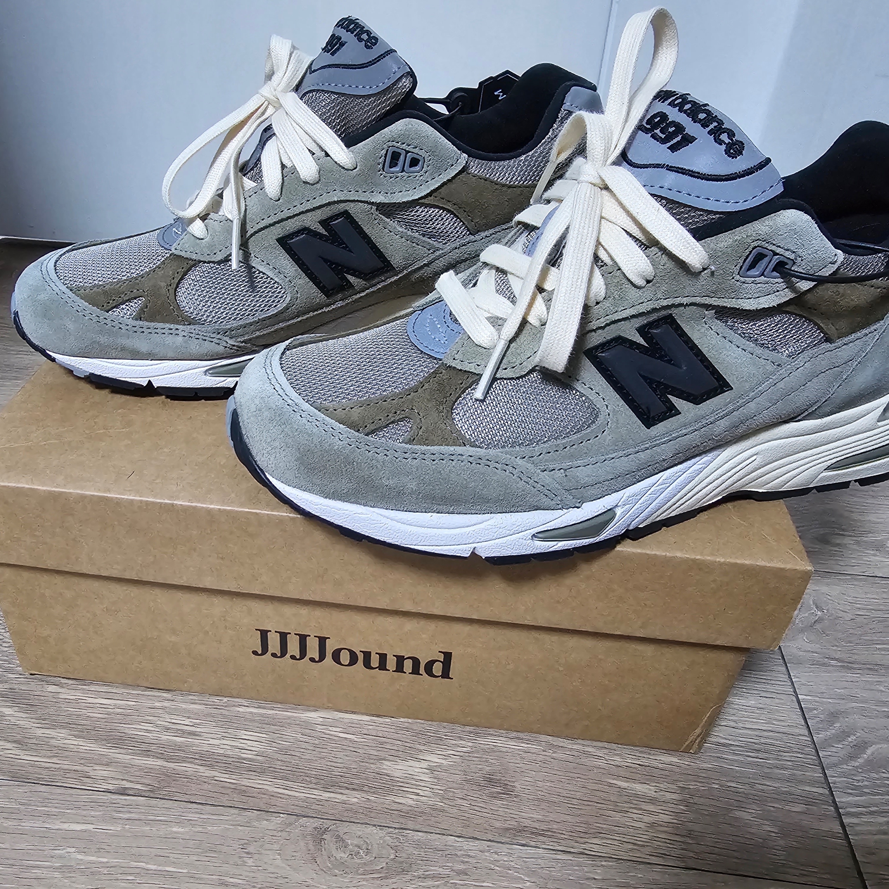 New Balance x JJJJound 991 Made in UK Grey 착용 스타일