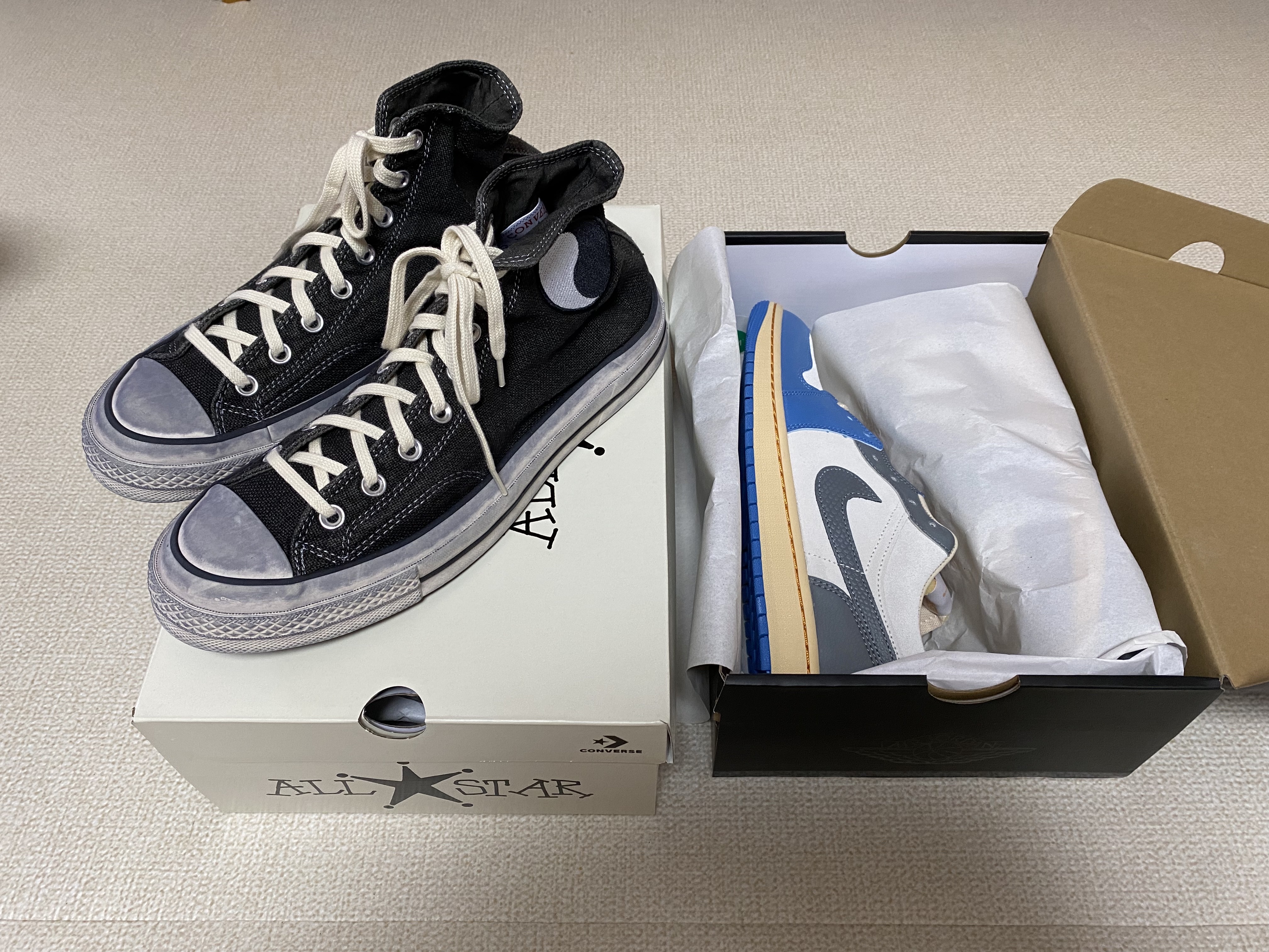 Converse x Stussy x Our Legacy Work Shop Chuck 70 High Pigeon Grey, Jordan 1 Low SE Tokyo 96 착용 스타일