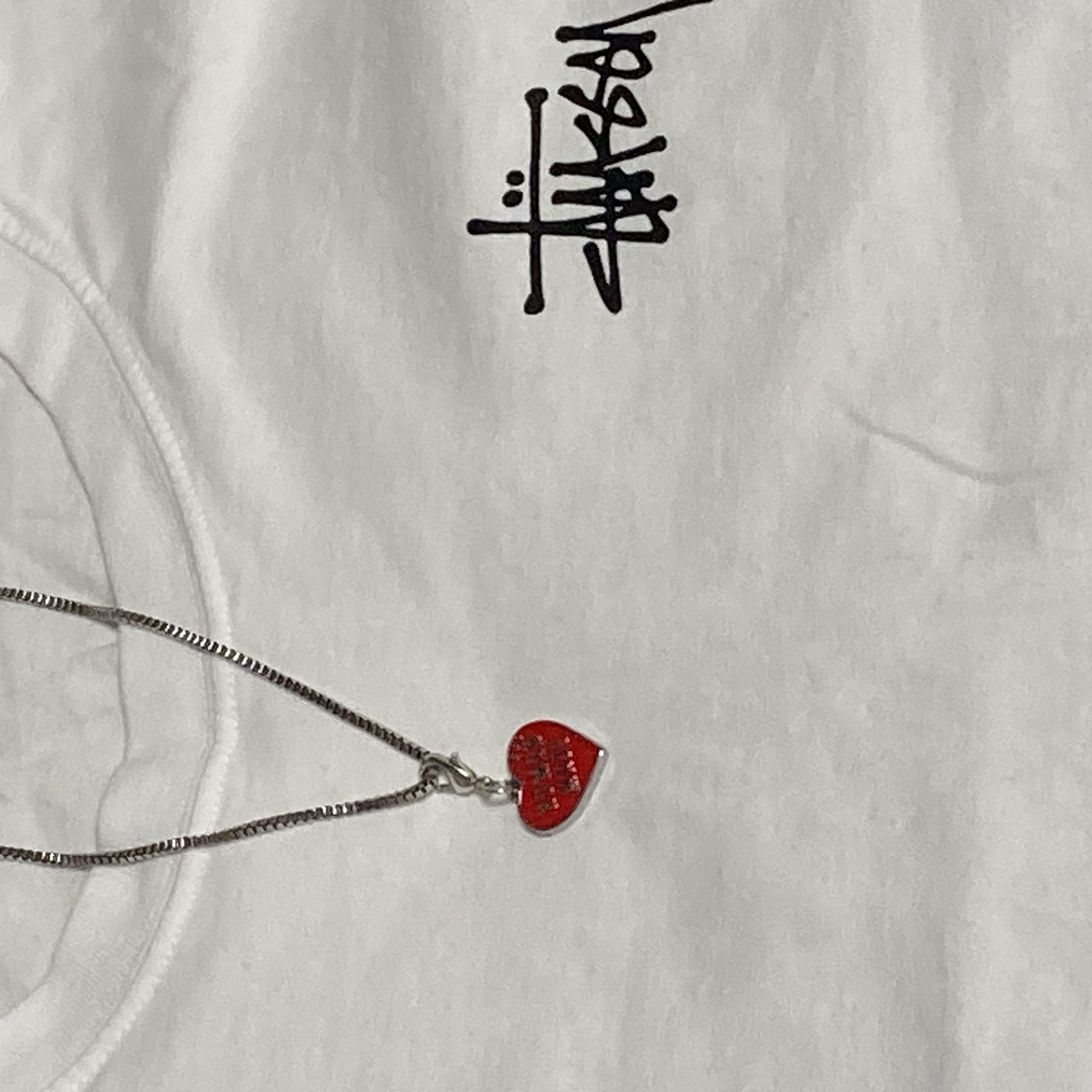 Human Made Heart Mini Keycharm Red, Stussy Basic Stussy T-Shirt White 2023 착용 스타일