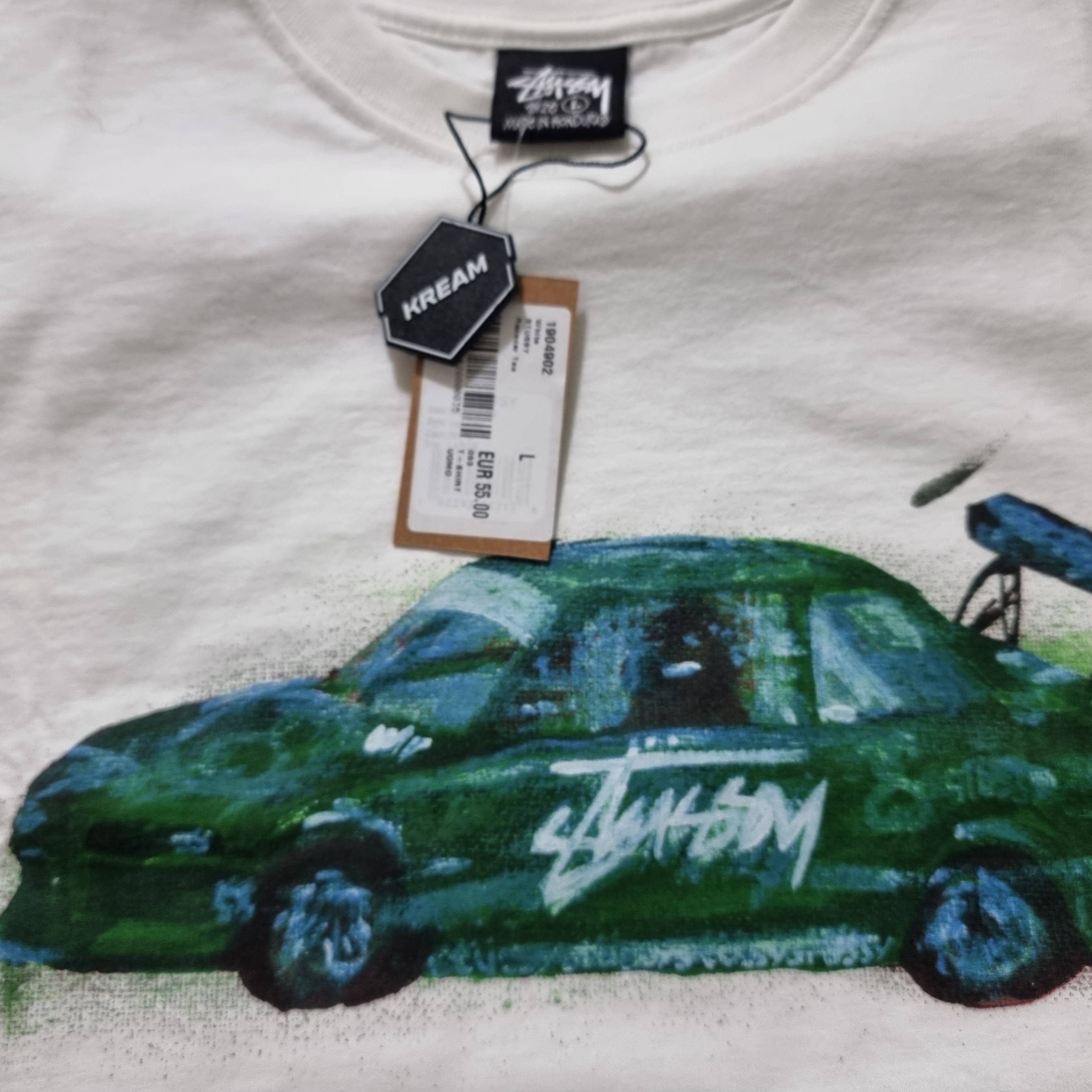 Stussy Race Car T-Shirt White, Stussy Lady Bug T-Shirt White 착용 스타일 - 1
