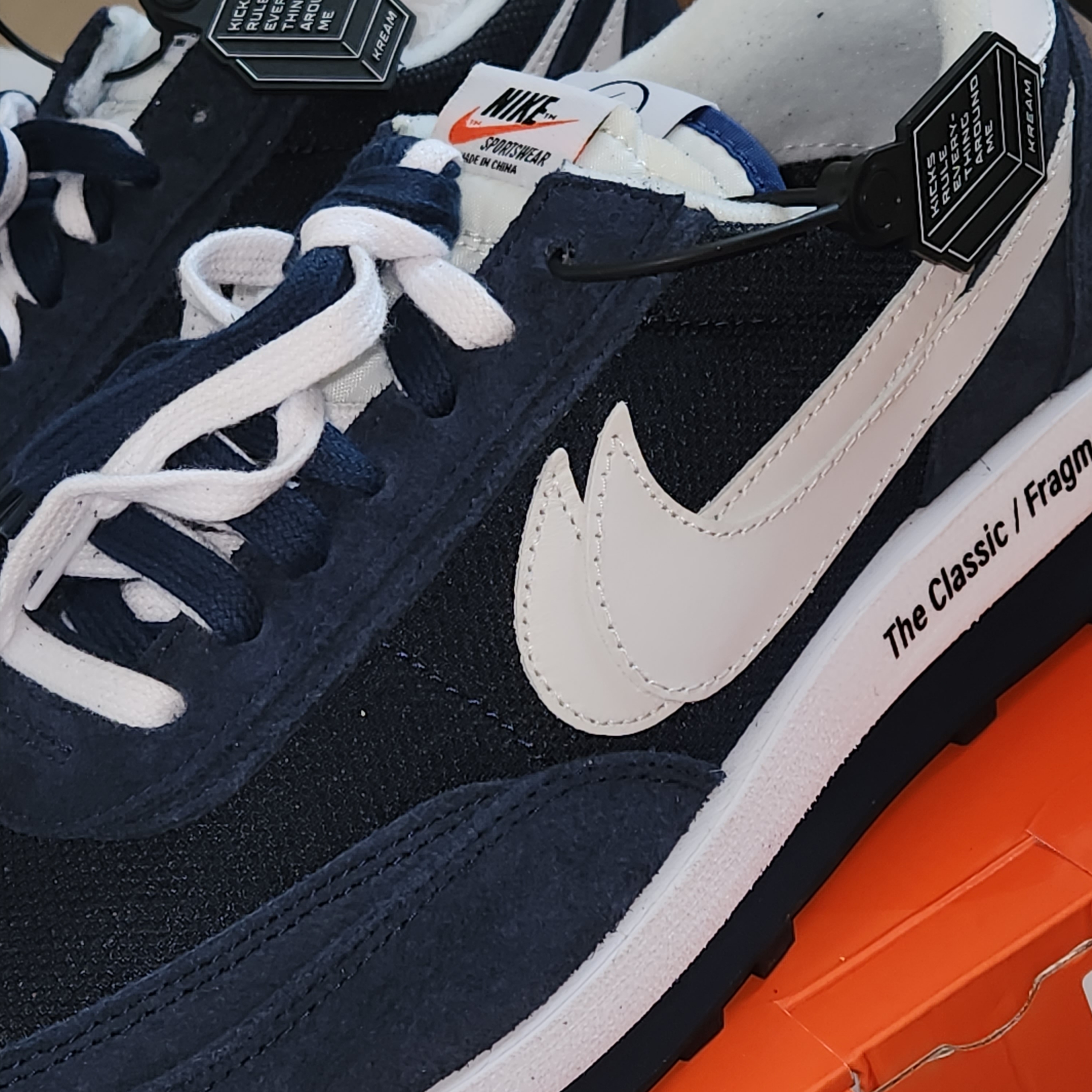 Nike x Sacai x Fragment LDWaffle Blackened Blue 착용 스타일 - 4