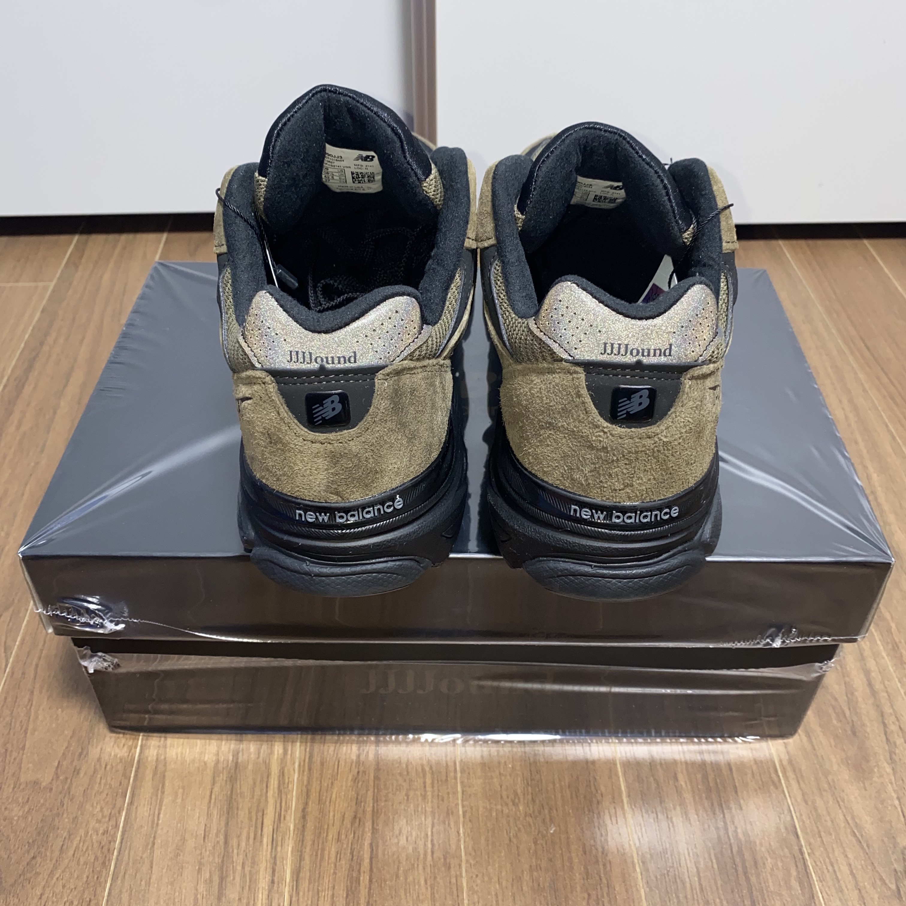 New Balance x JJJJound 990v3 Brown Black 착용 스타일