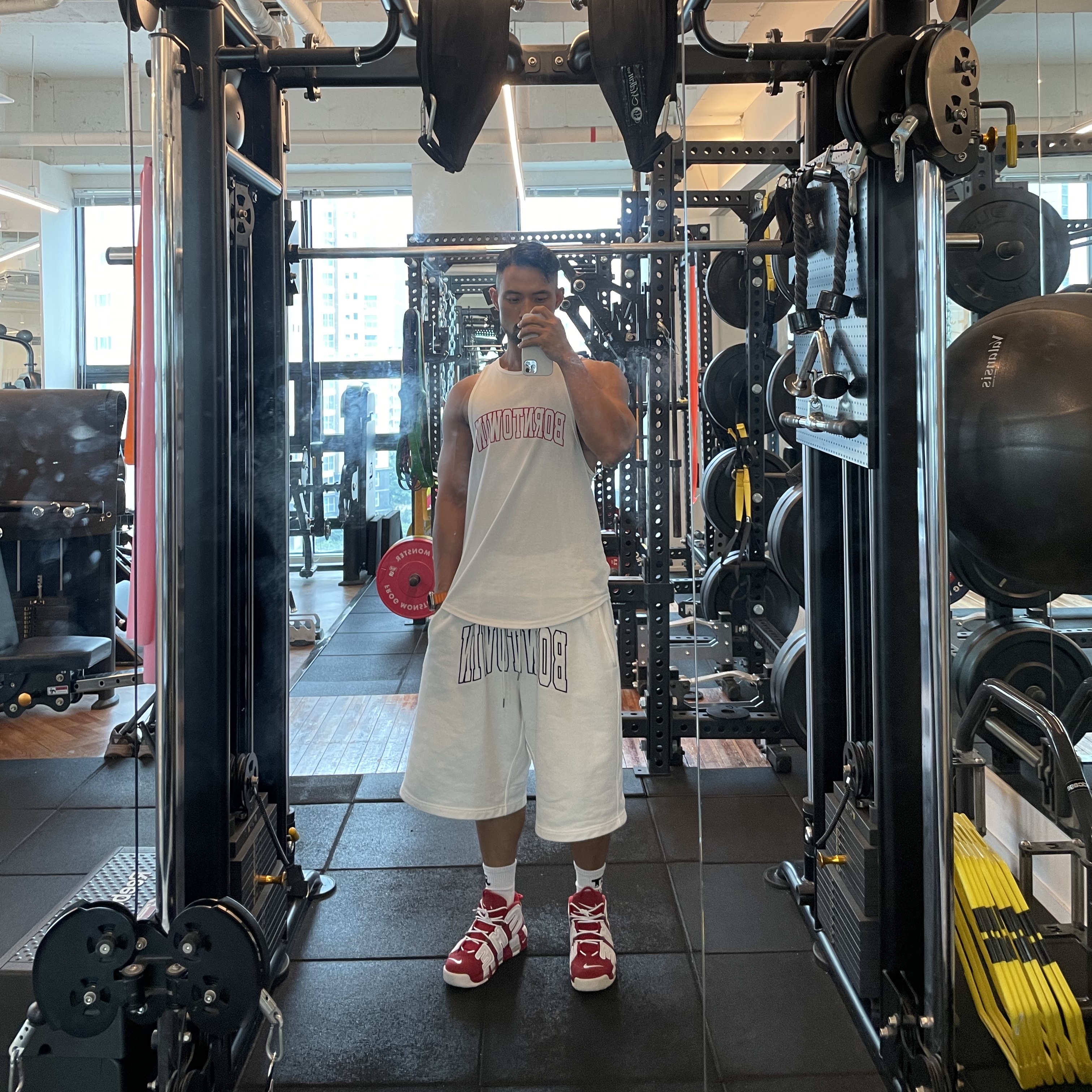 Nike x Supreme Air More Uptempo Suptempo Red 착용 스타일
