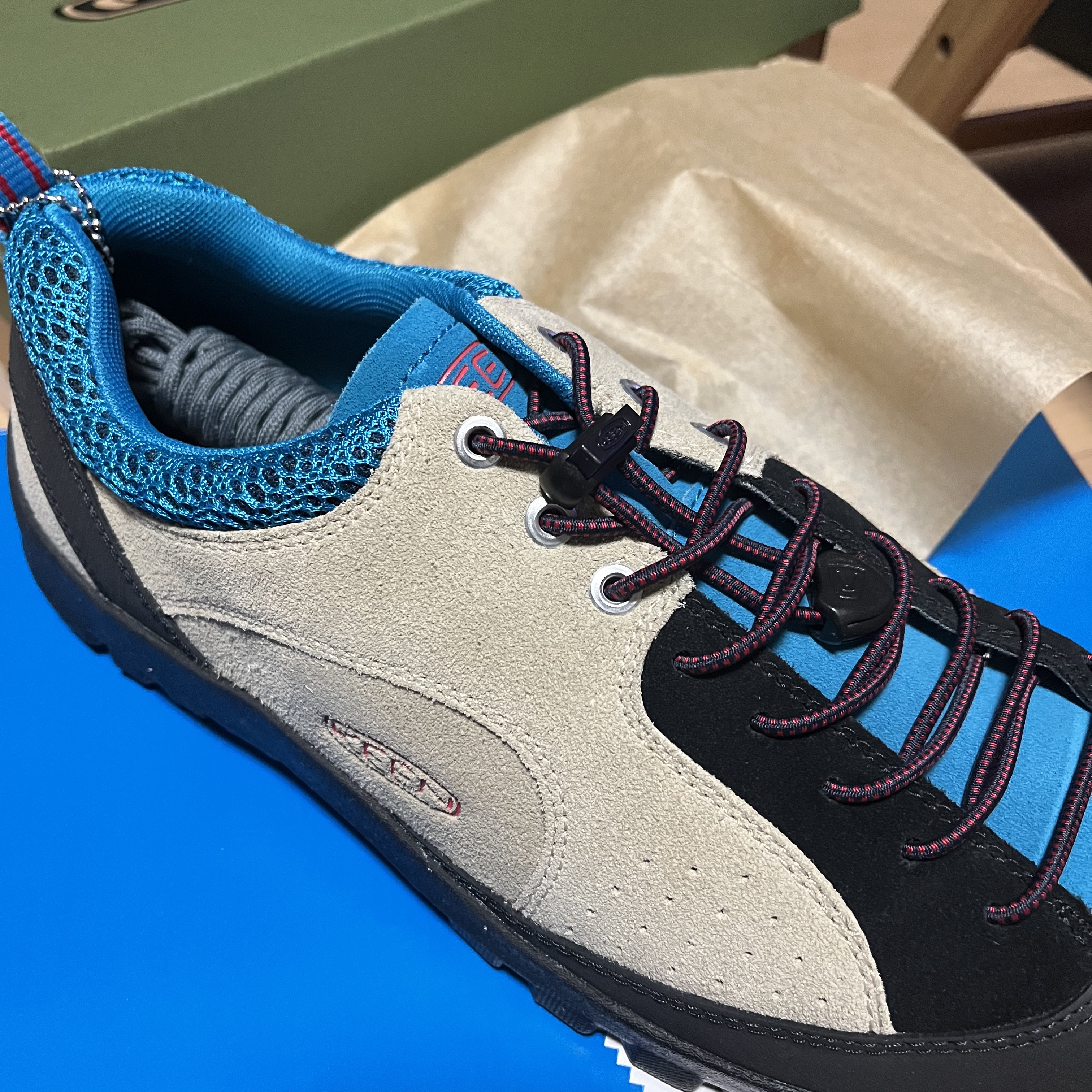 Keen Jasper Rocks SP Sneakers Beige 착용 스타일