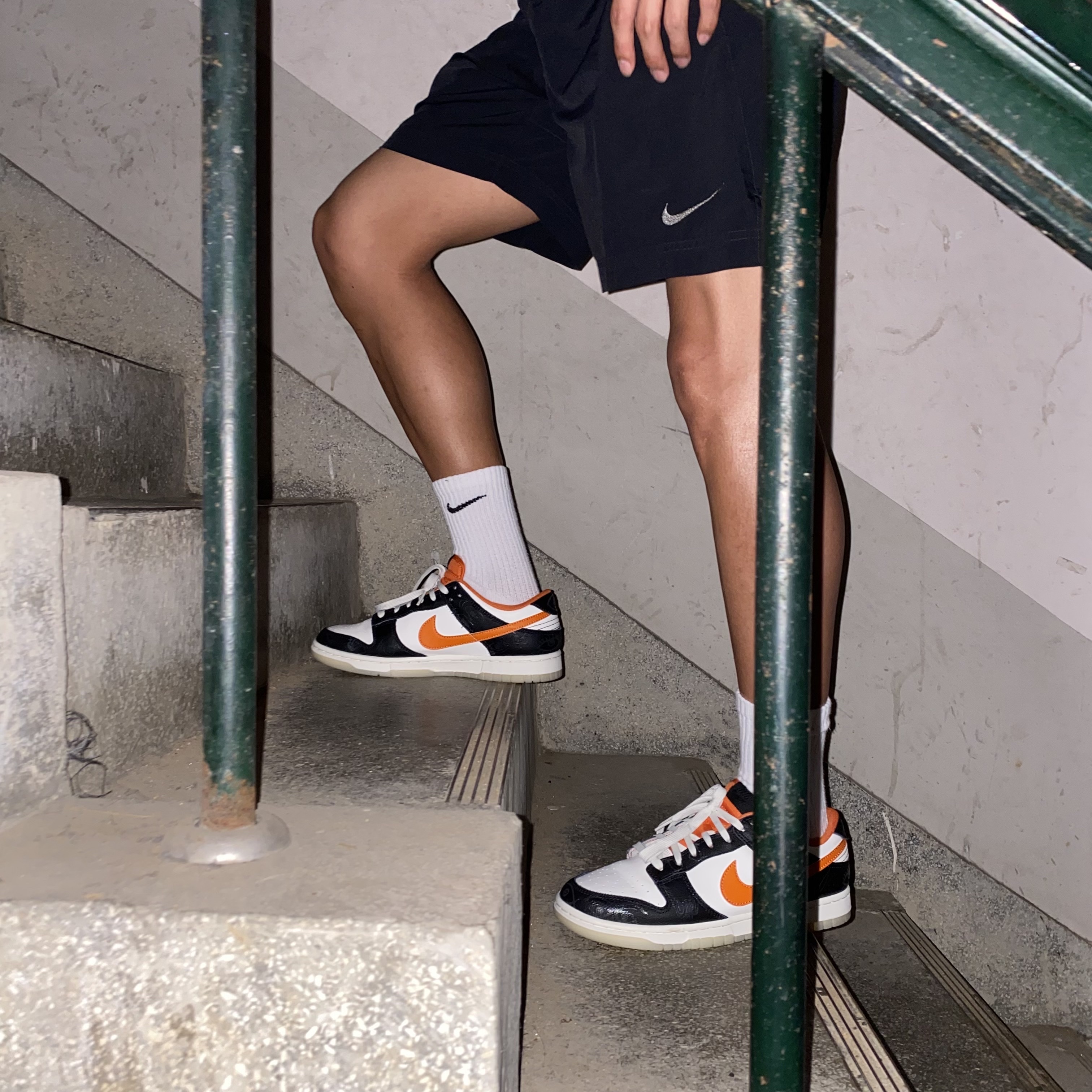 Nike Dunk Low Retro PRM Halloween 착용 스타일