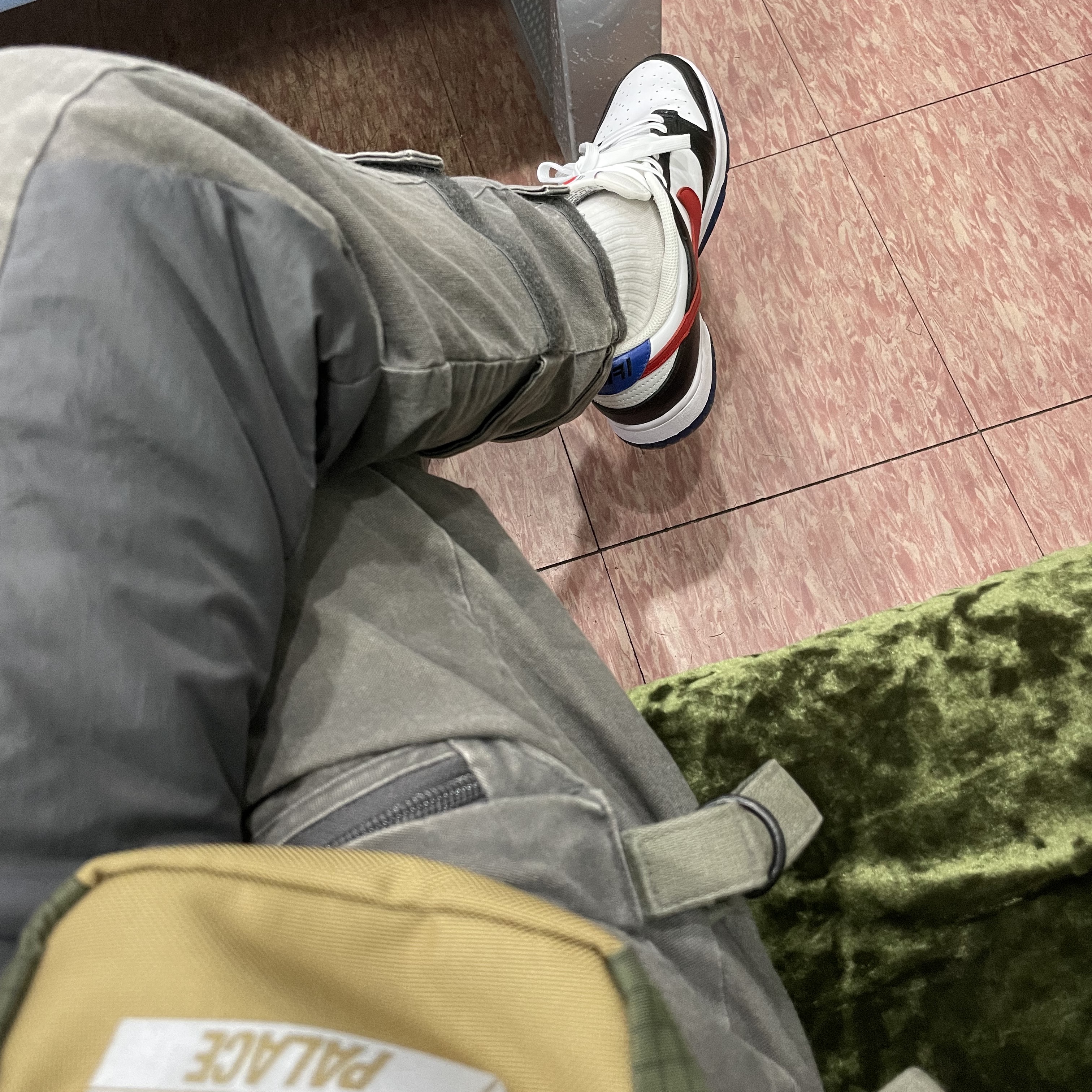 Nike Dunk Low SE Seoul 착용 스타일