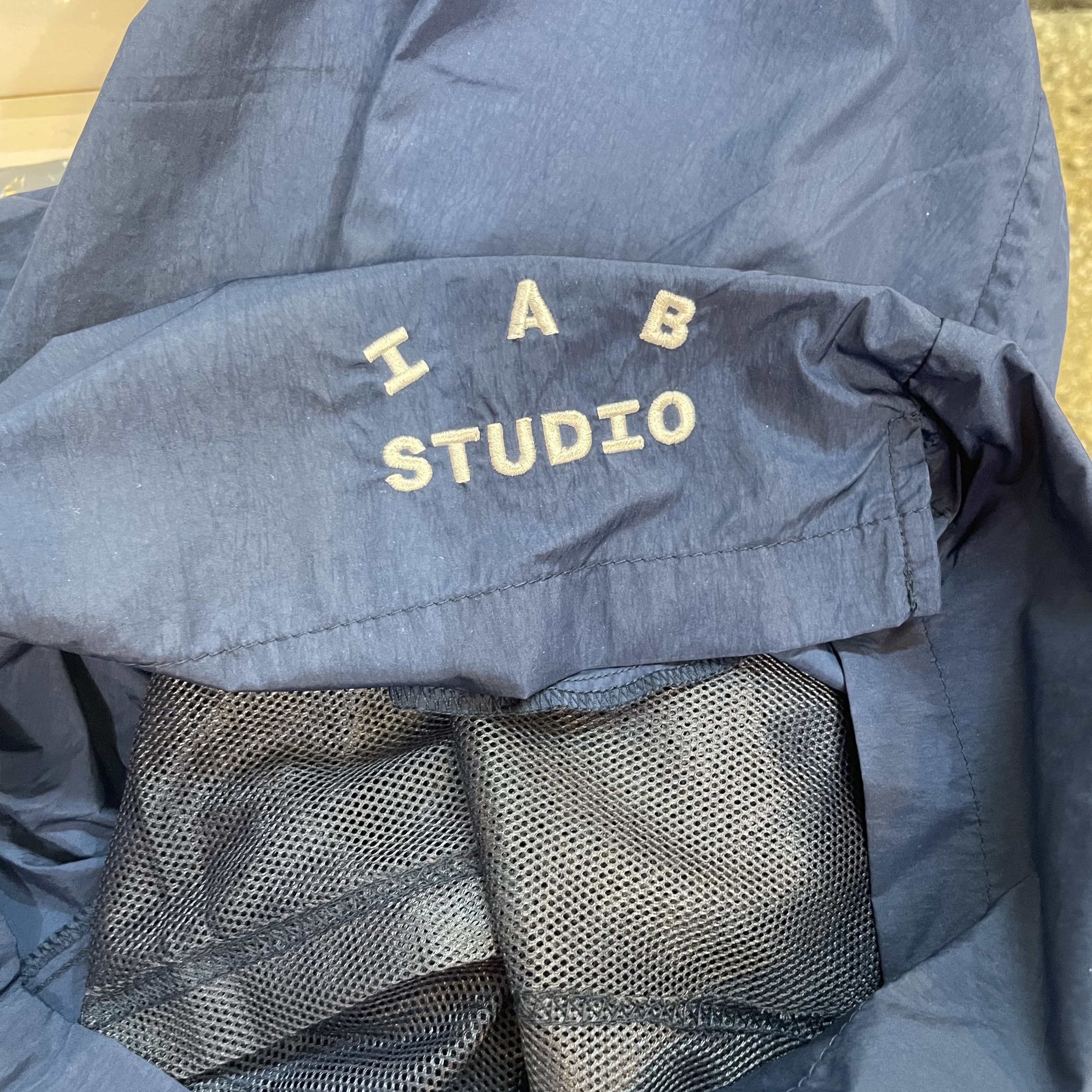 IAB Studio Woven Shorts Navy - The Hyundai Seoul Exclusive 착용 스타일