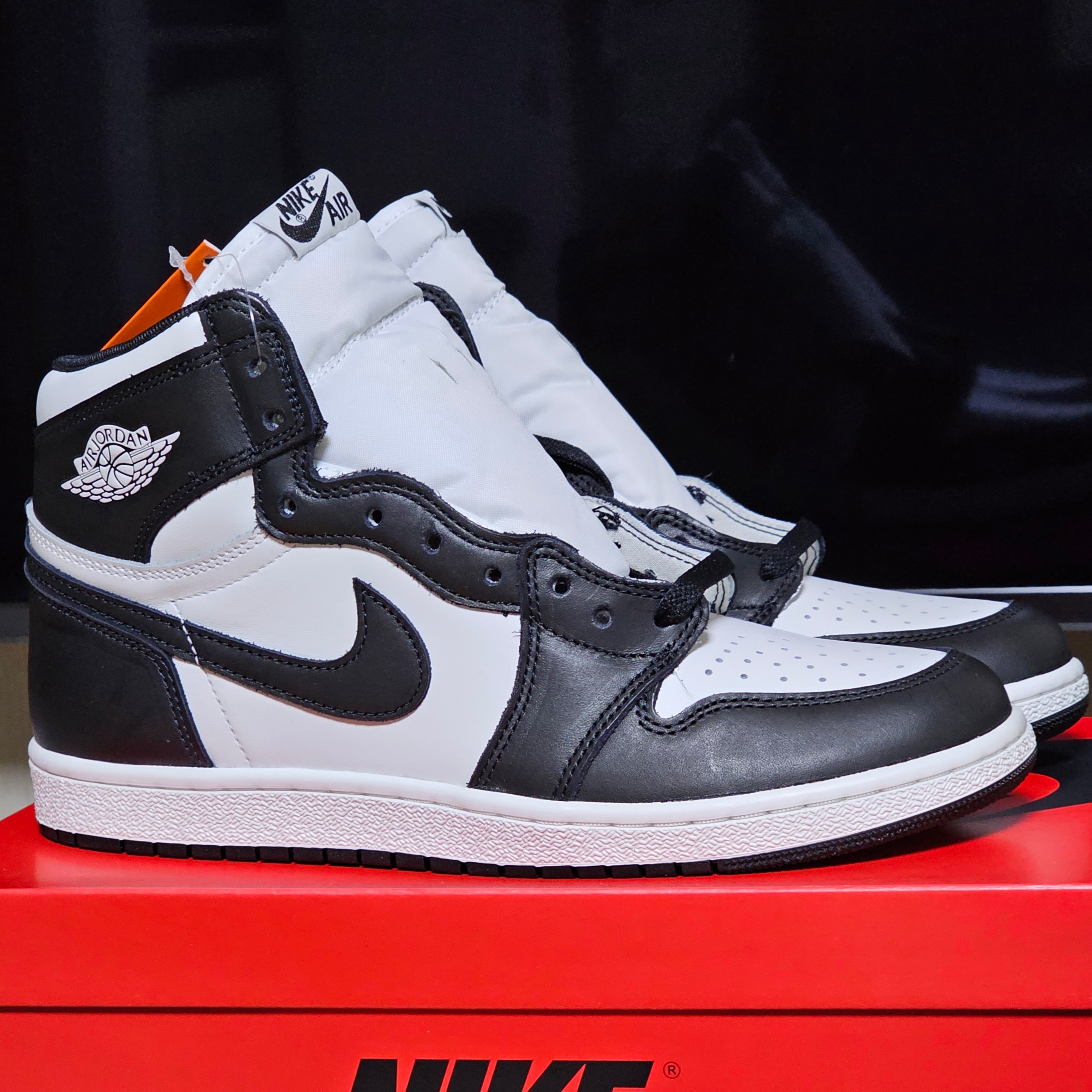 Jordan 1 High 85 Black White 착용 스타일 - 2