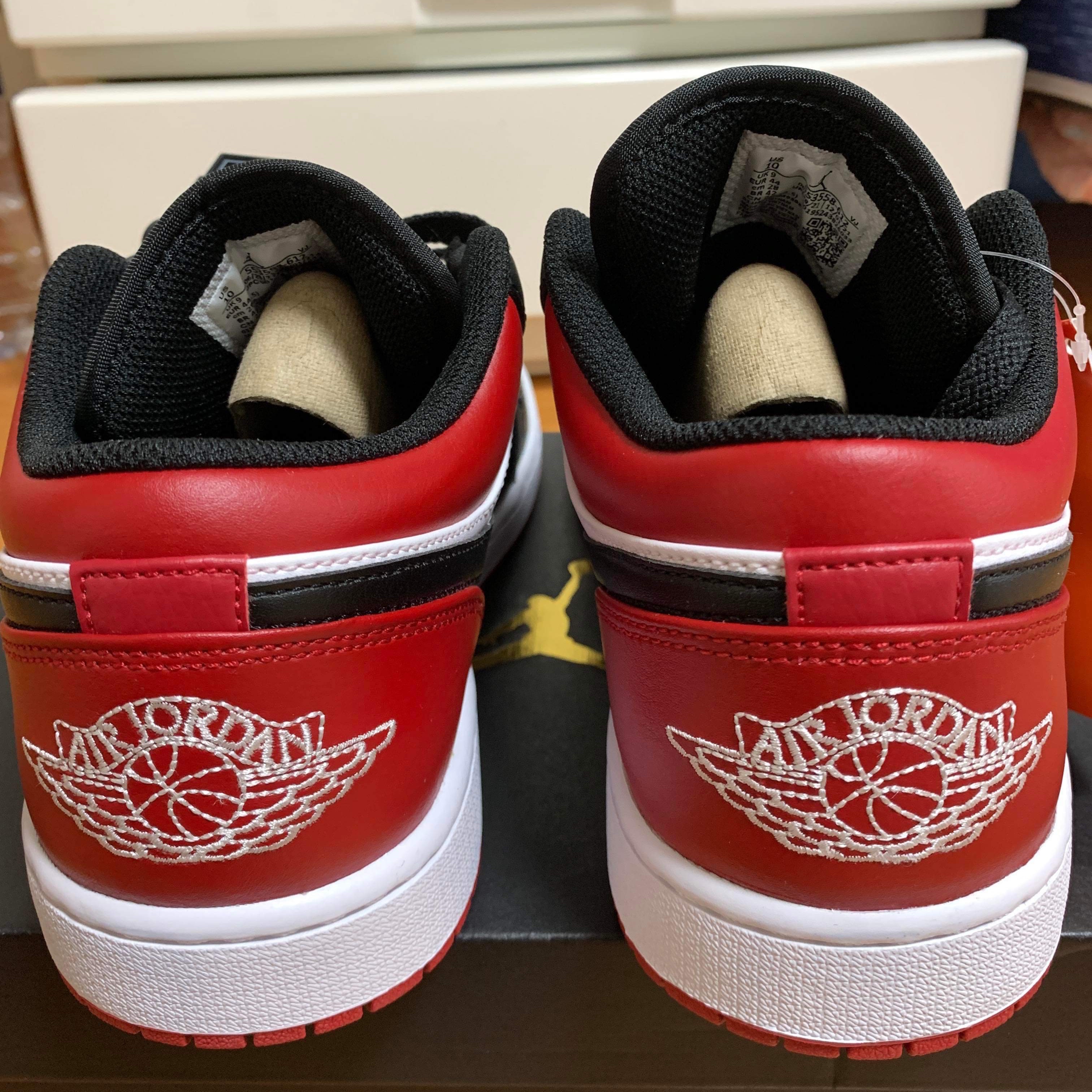 Jordan 1 Low Bred Toe 착용 스타일 - 2
