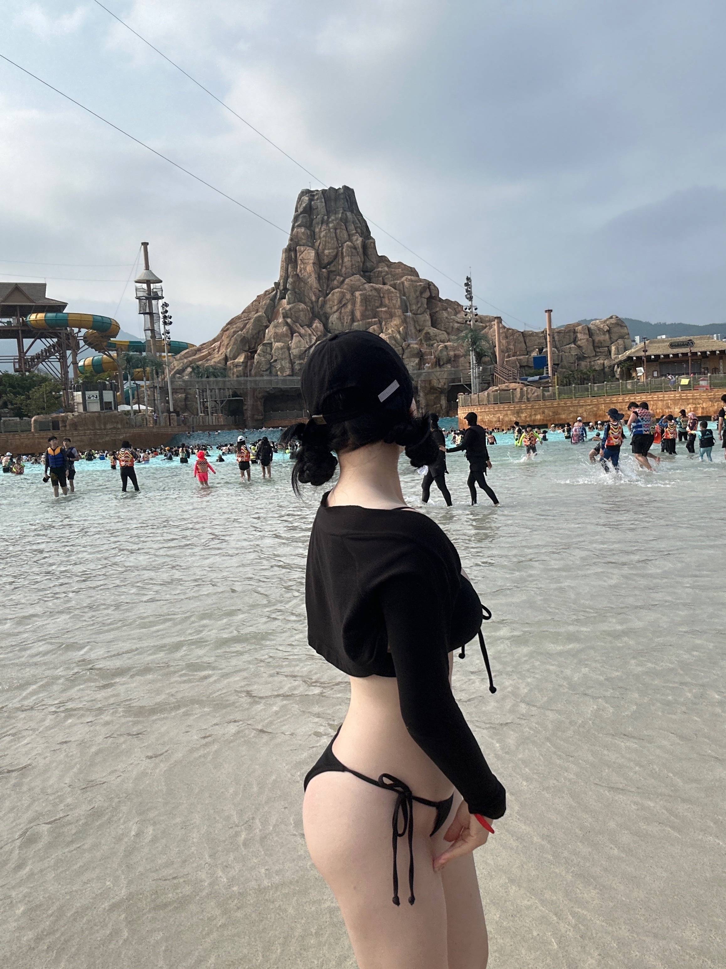 (W) Mischief Rhombus Basic Ball Cap Black 착용 스타일 - 2