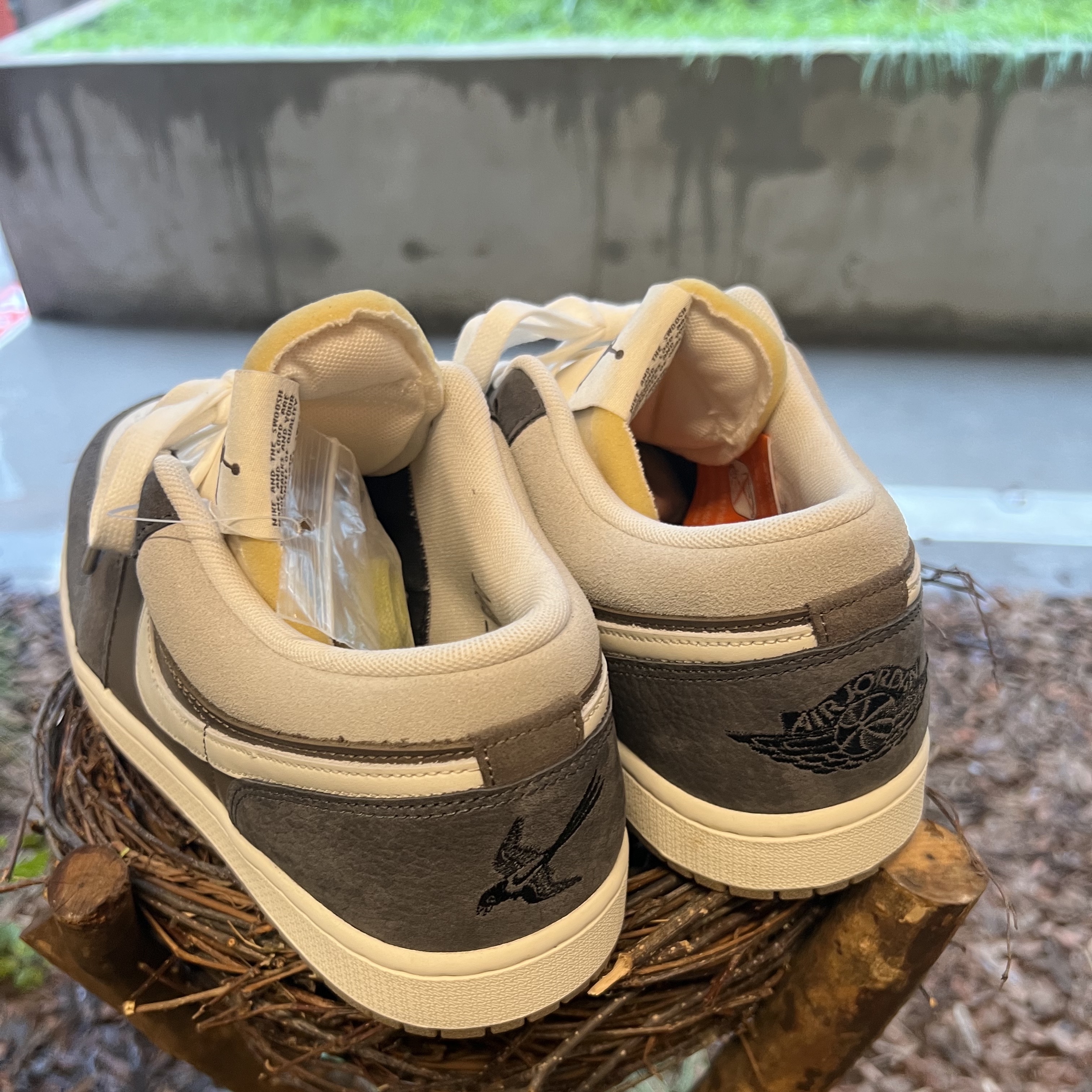 Jordan 1 Low Kkachi, (W) Nike Cortez 23 Kkachi 착용 스타일 - 3
