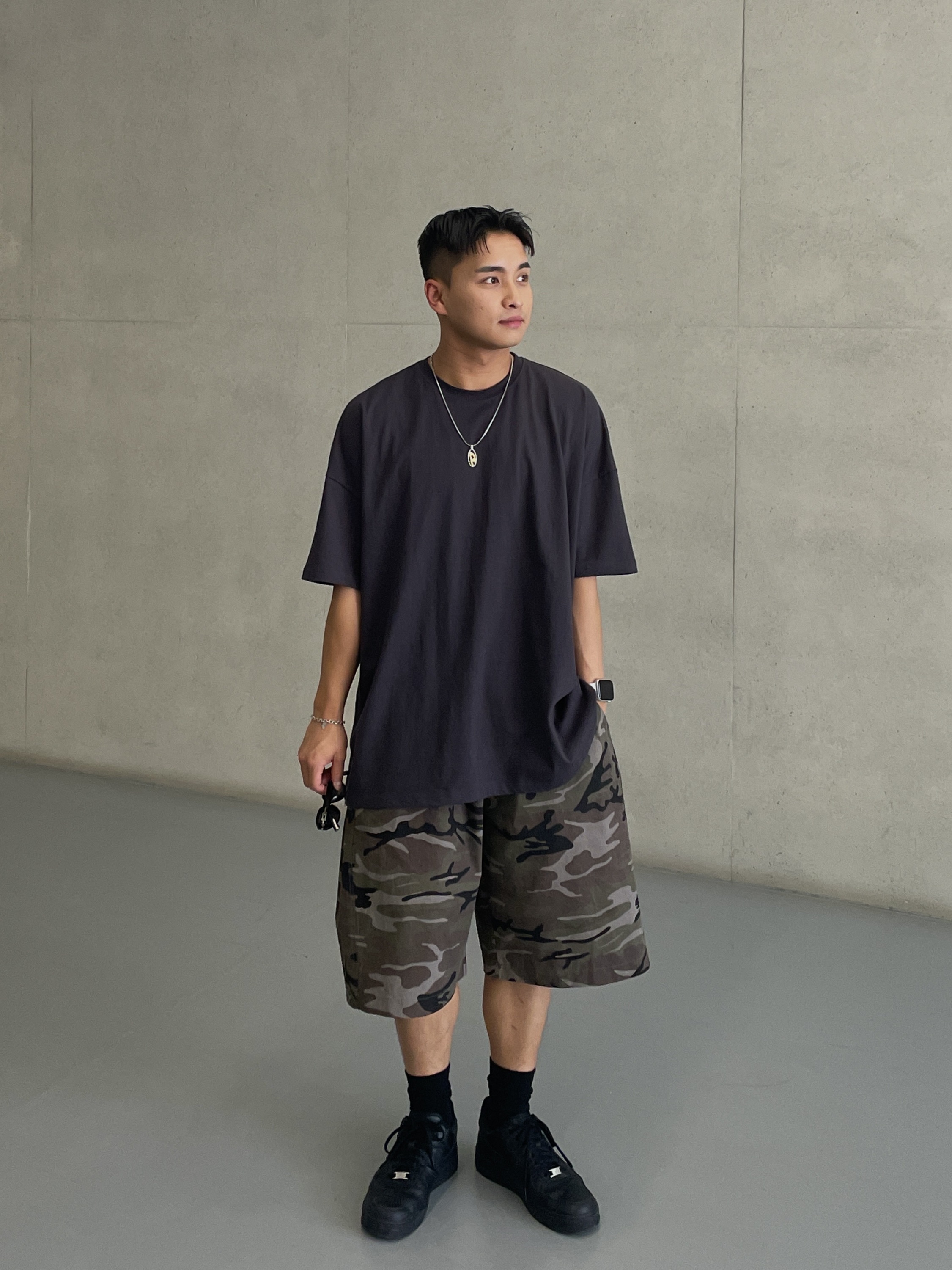 (W) Nike Air Force 1 '07 Low Triple Black 착용 스타일