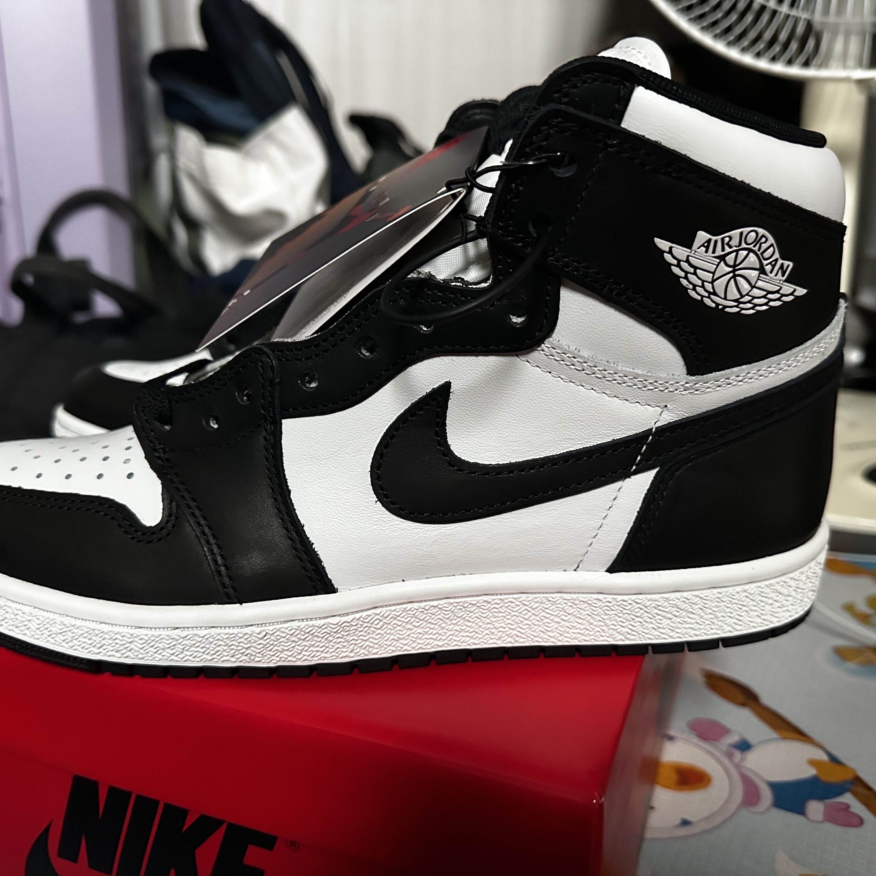 Jordan 1 High 85 Black White 착용 스타일 - 4
