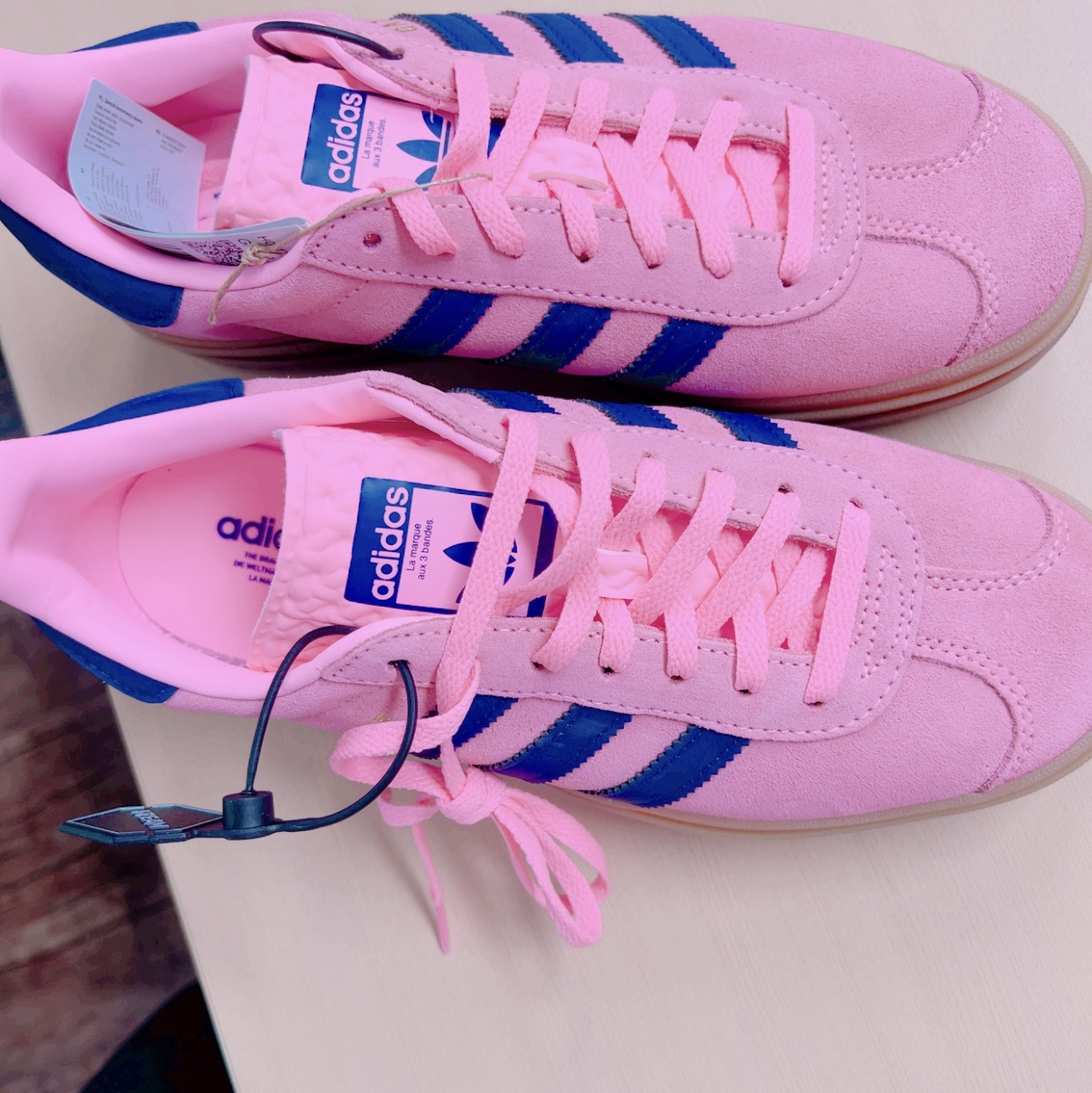 (W) Adidas Gazelle Bold Pink Glow Victory Blue 착용 스타일