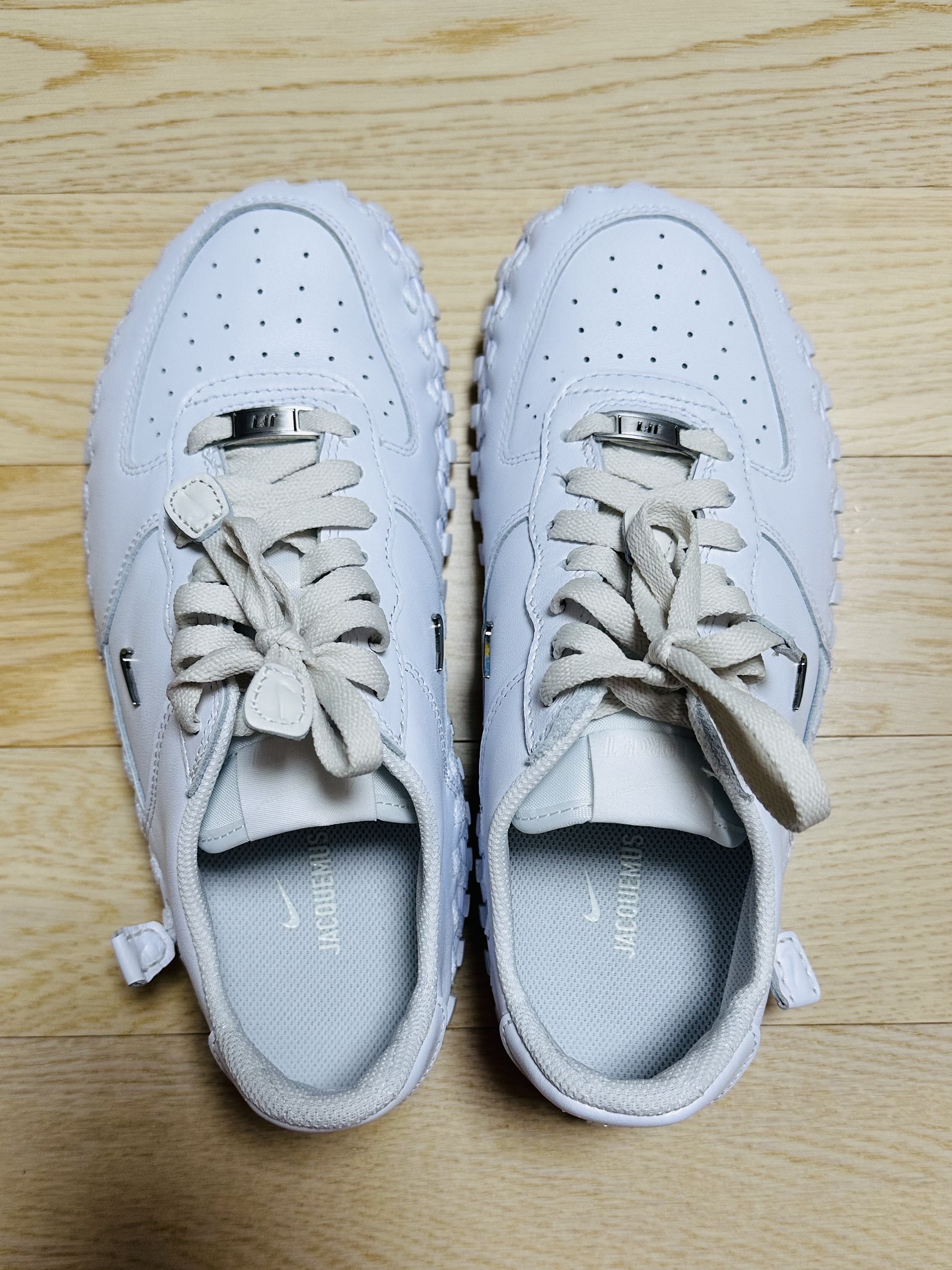 Nike x Jacquemus J Force 1 Low LX SP White 착용 스타일 - 1