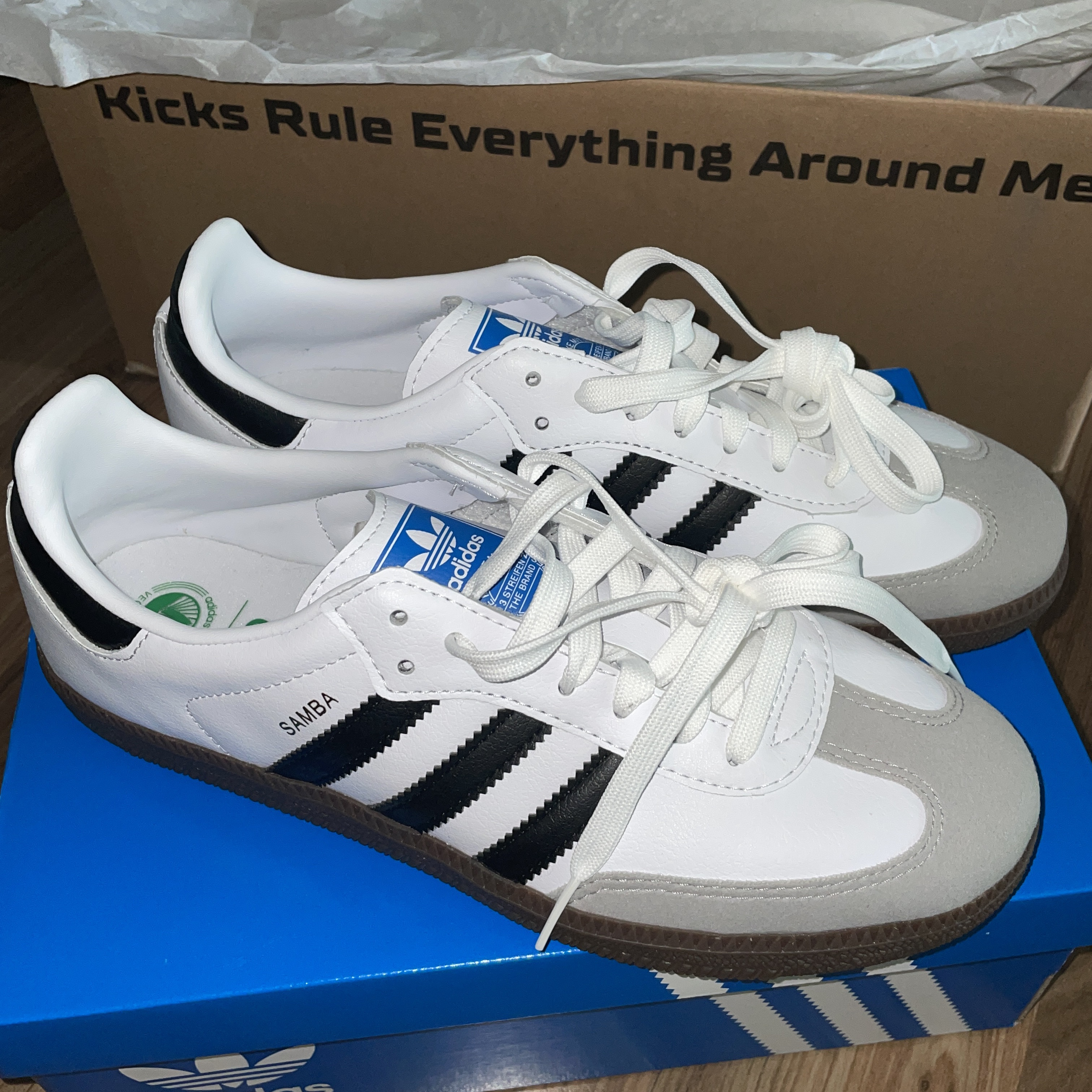 Adidas Samba Vegan White Black 착용 스타일