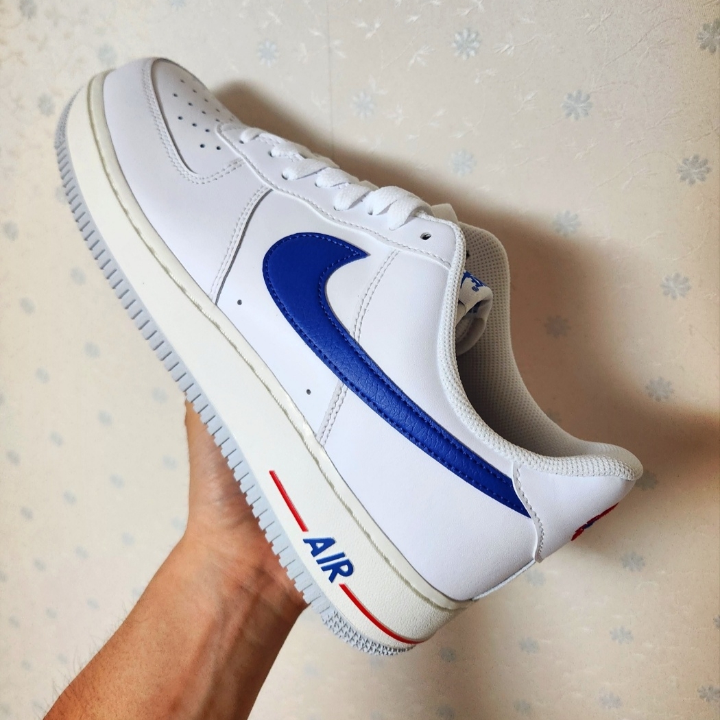 Nike Air Force 1 Low '07 Game Royal 착용 스타일 - 2
