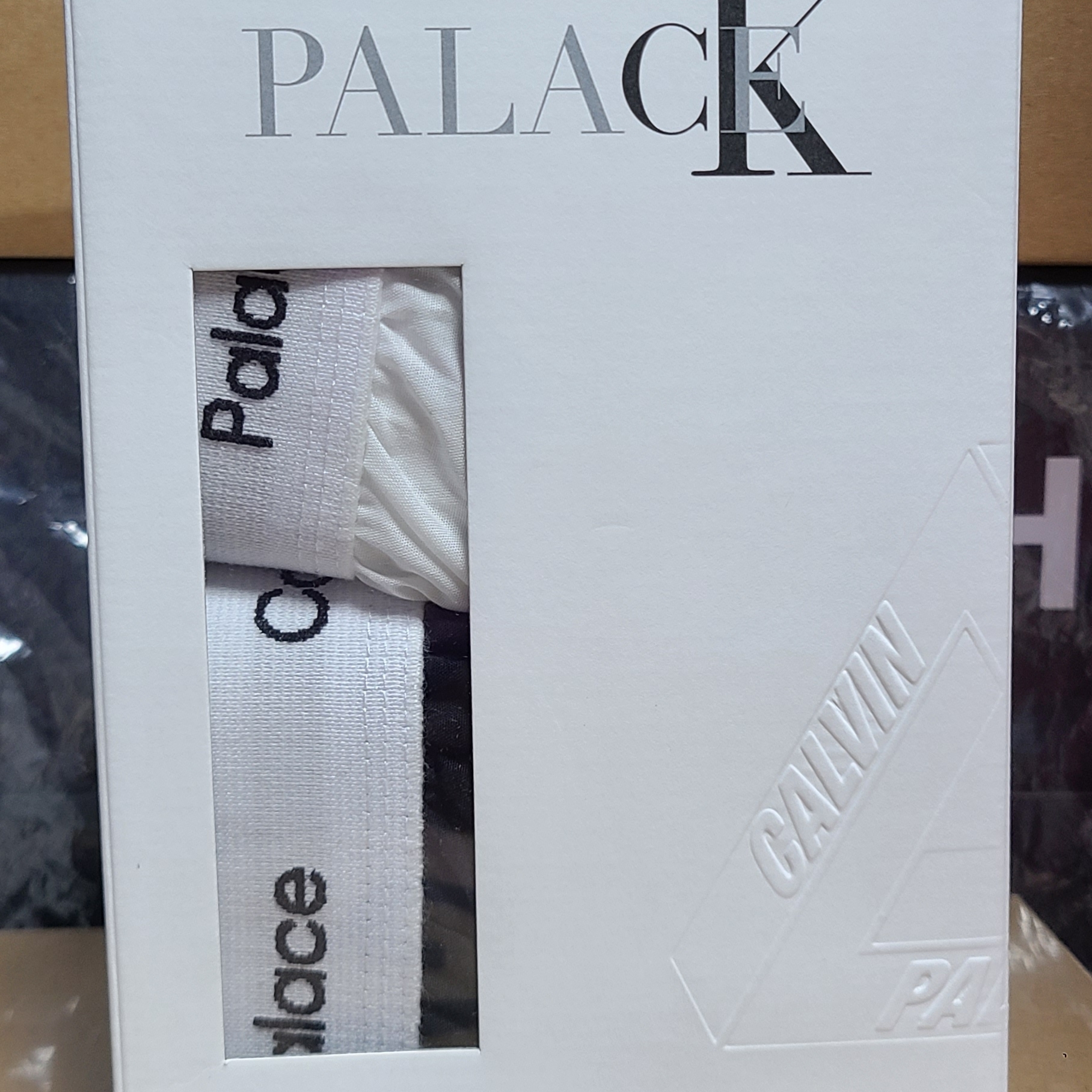 Palace x CK1 Woven Boxers Classic White Black (2 Pack) 착용 스타일 - 1