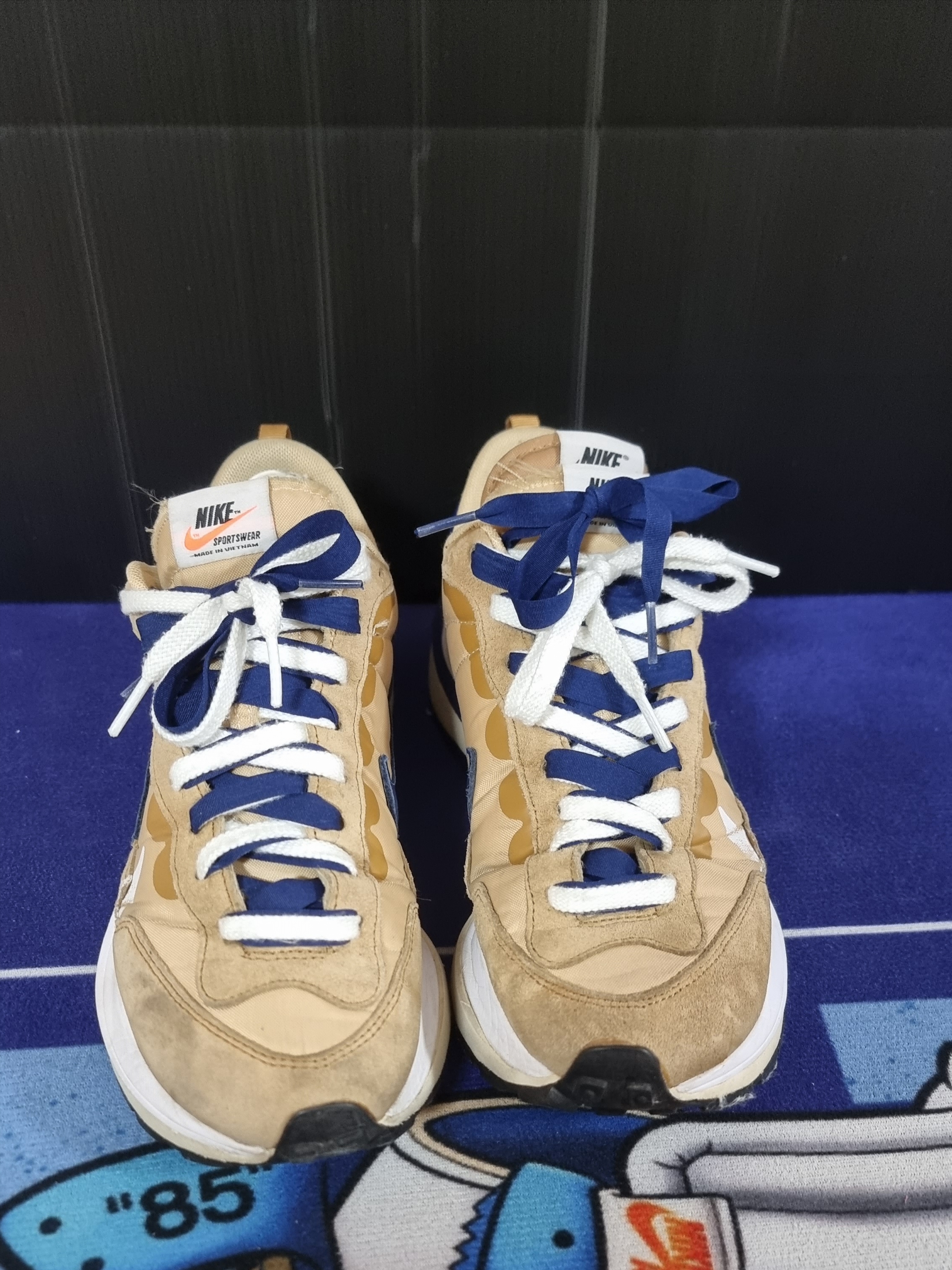 Nike x Sacai VaporWaffle Sesame and Blue Void 착용 스타일 - 1