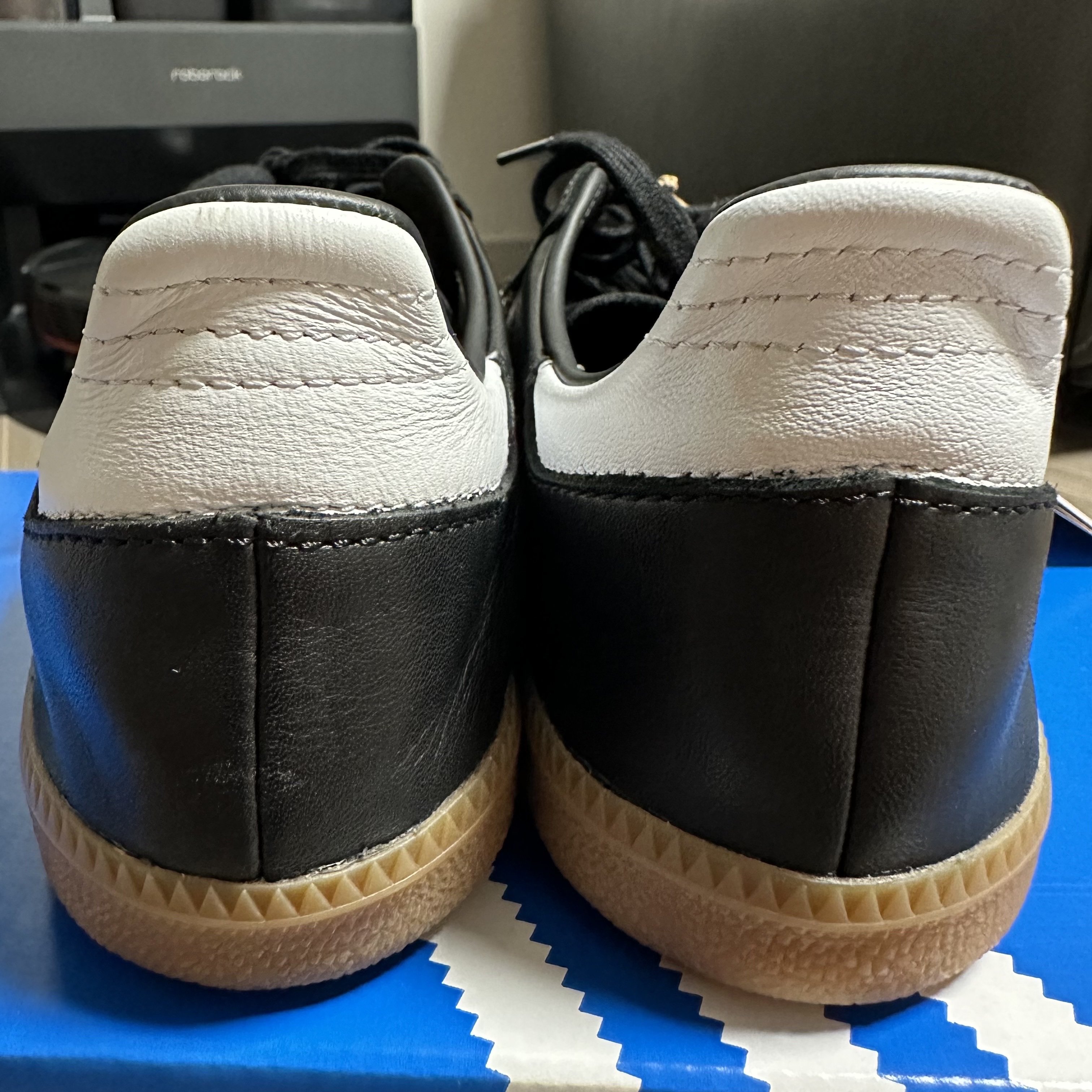Adidas Samba Decon Core Black 착용 스타일 - 4