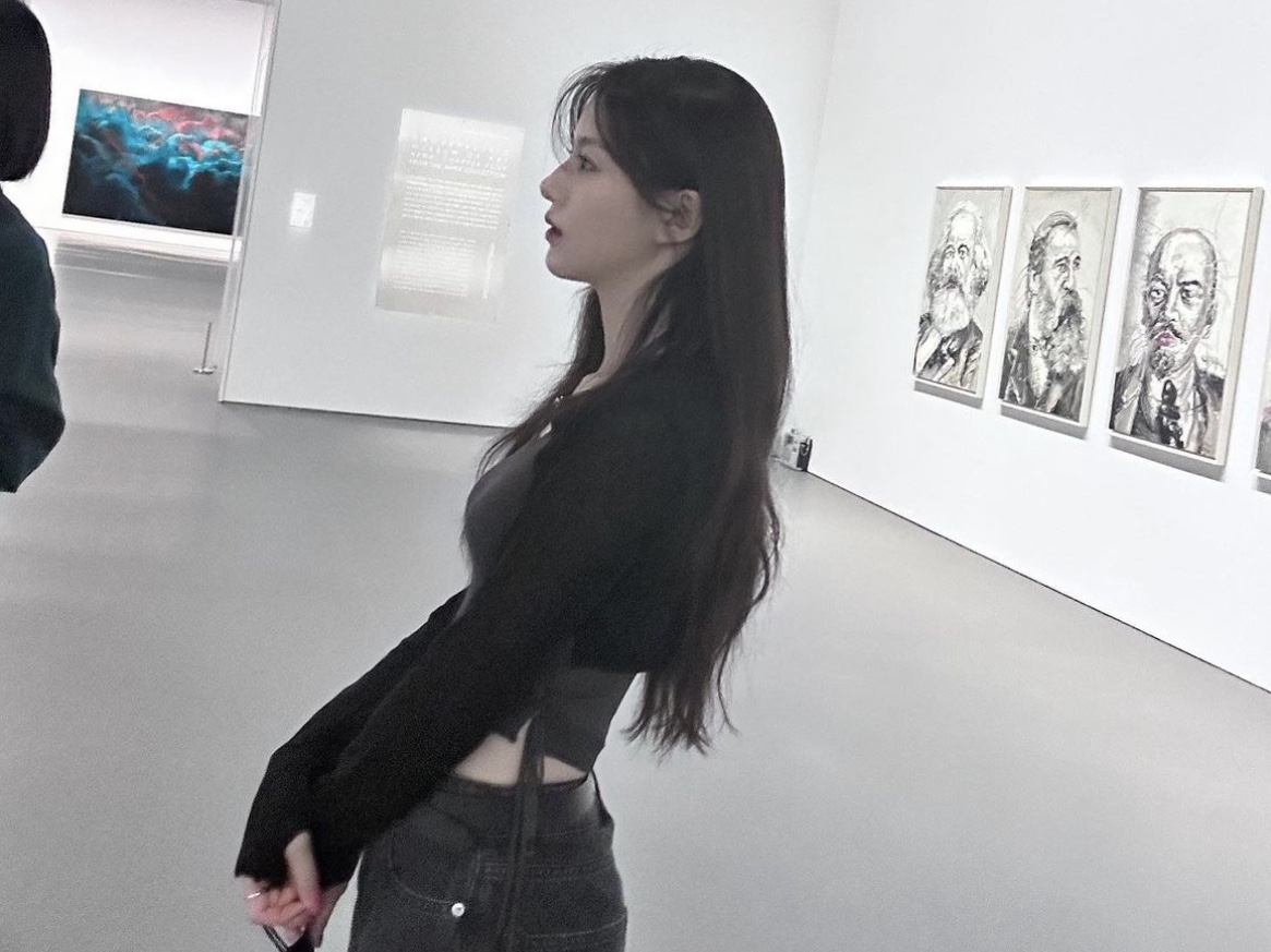 get shopping with me🛍️님의 스타일 - 3