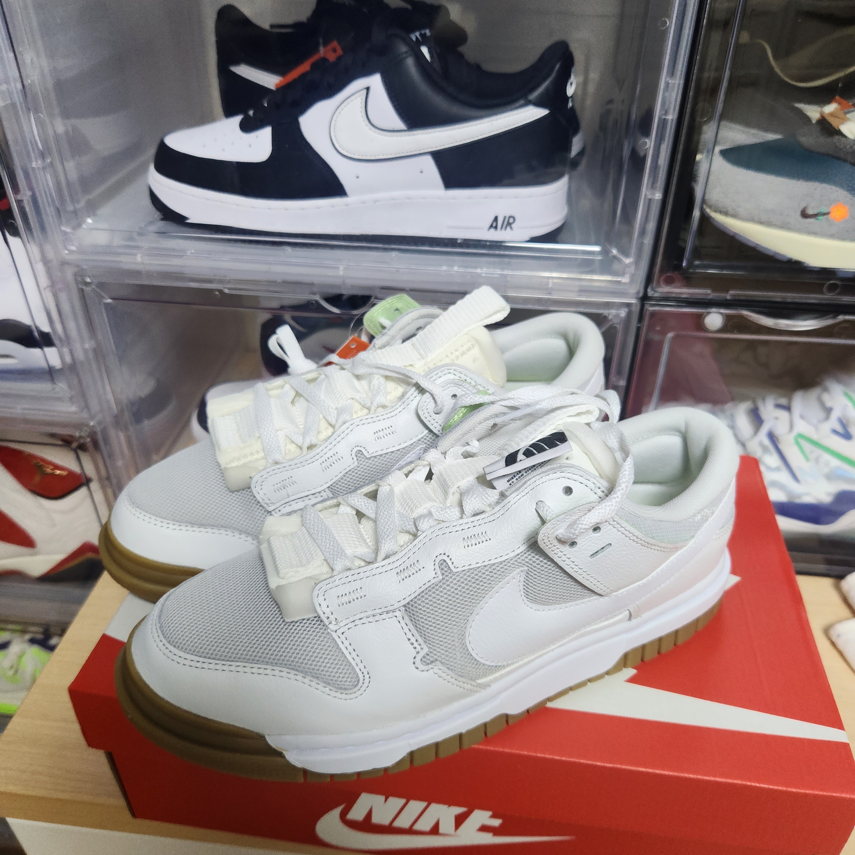 Nike Air Dunk Jumbo Photon Dust 착용 스타일