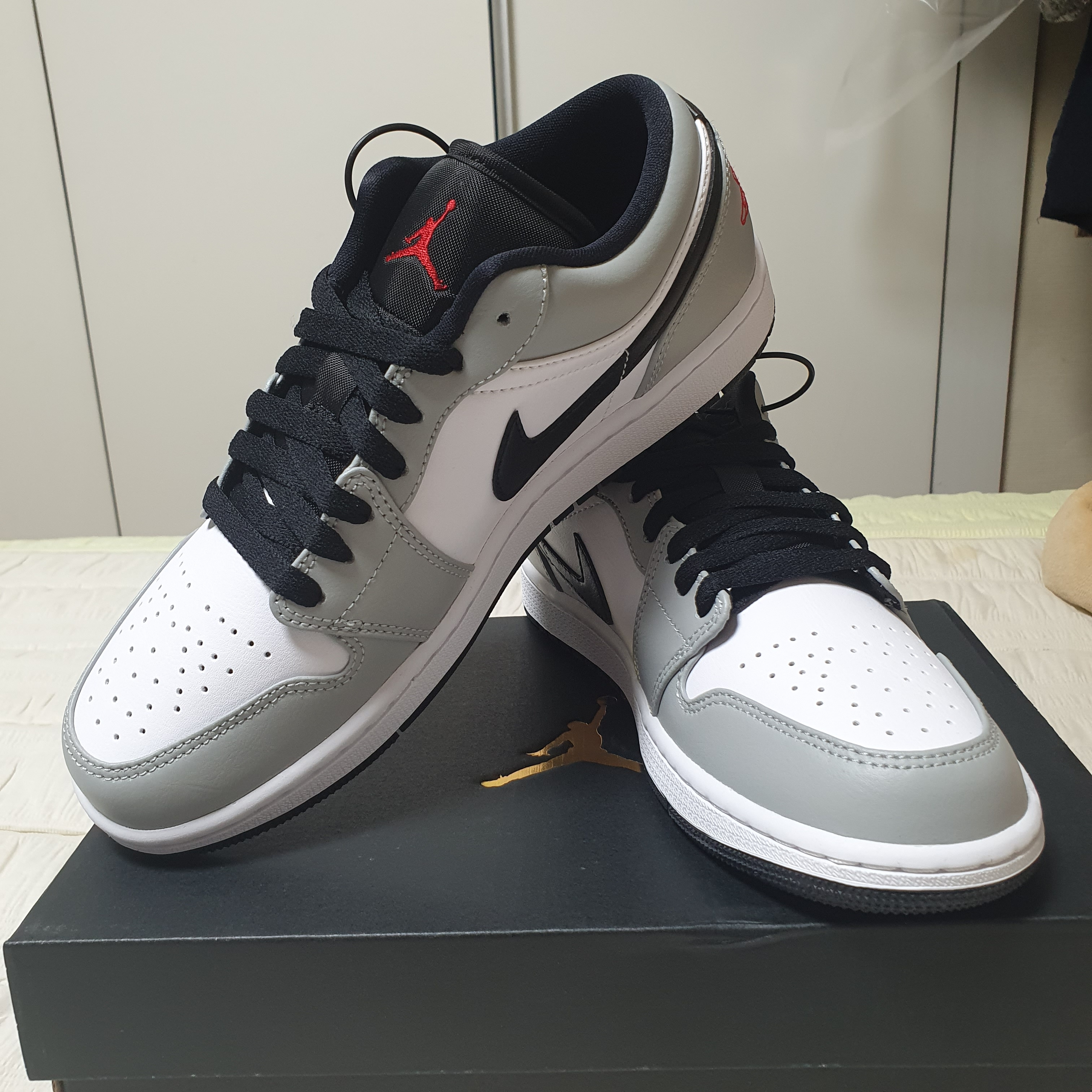 Jordan 1 Low Light Smoke Grey 착용 스타일