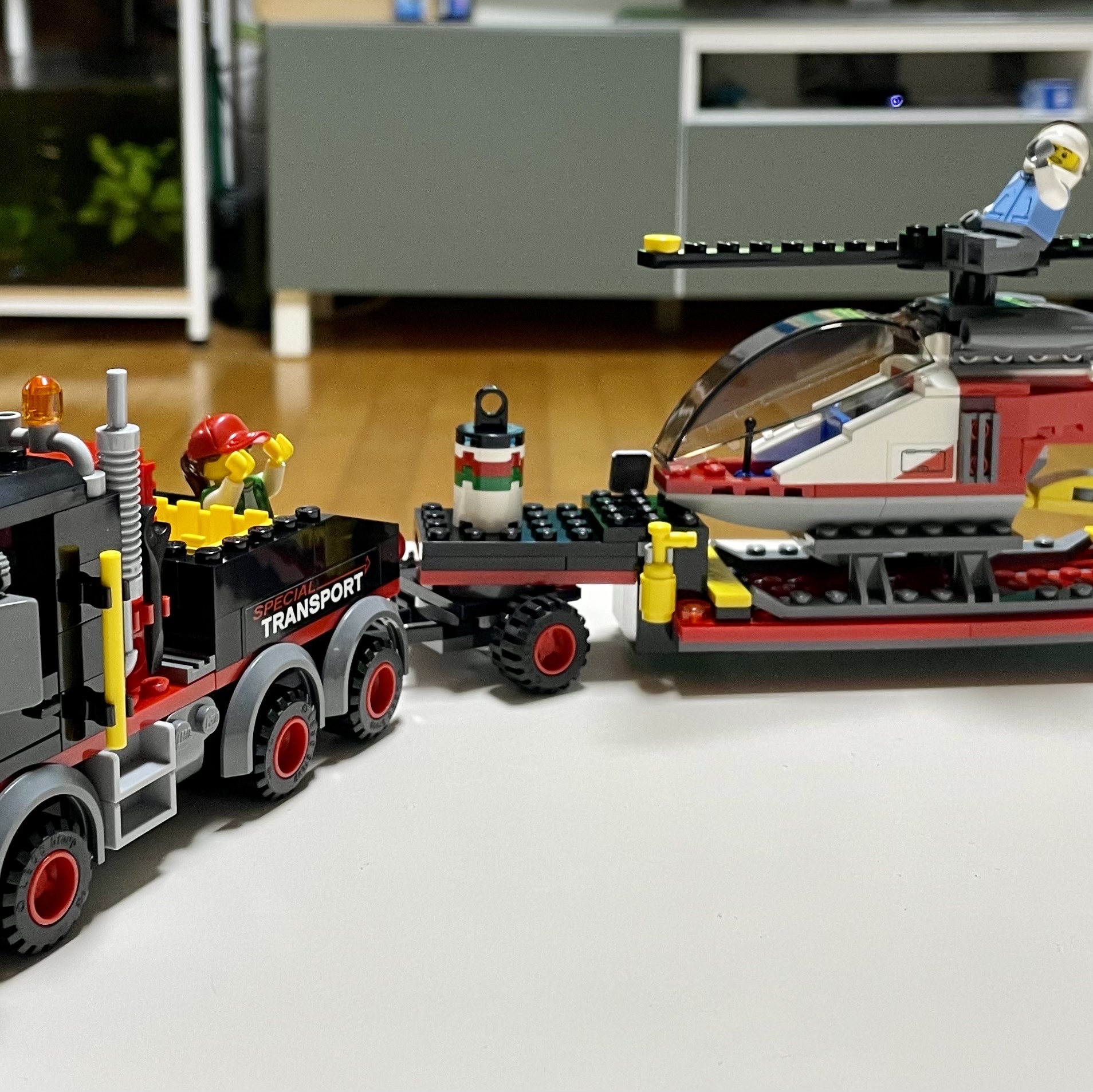 Lego Heavy Cargo Transport 착용 스타일
