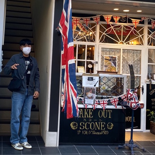 Jordan 1 x Travis Scott Retro Low OG SP Sail and Ridgerock 착용 스타일