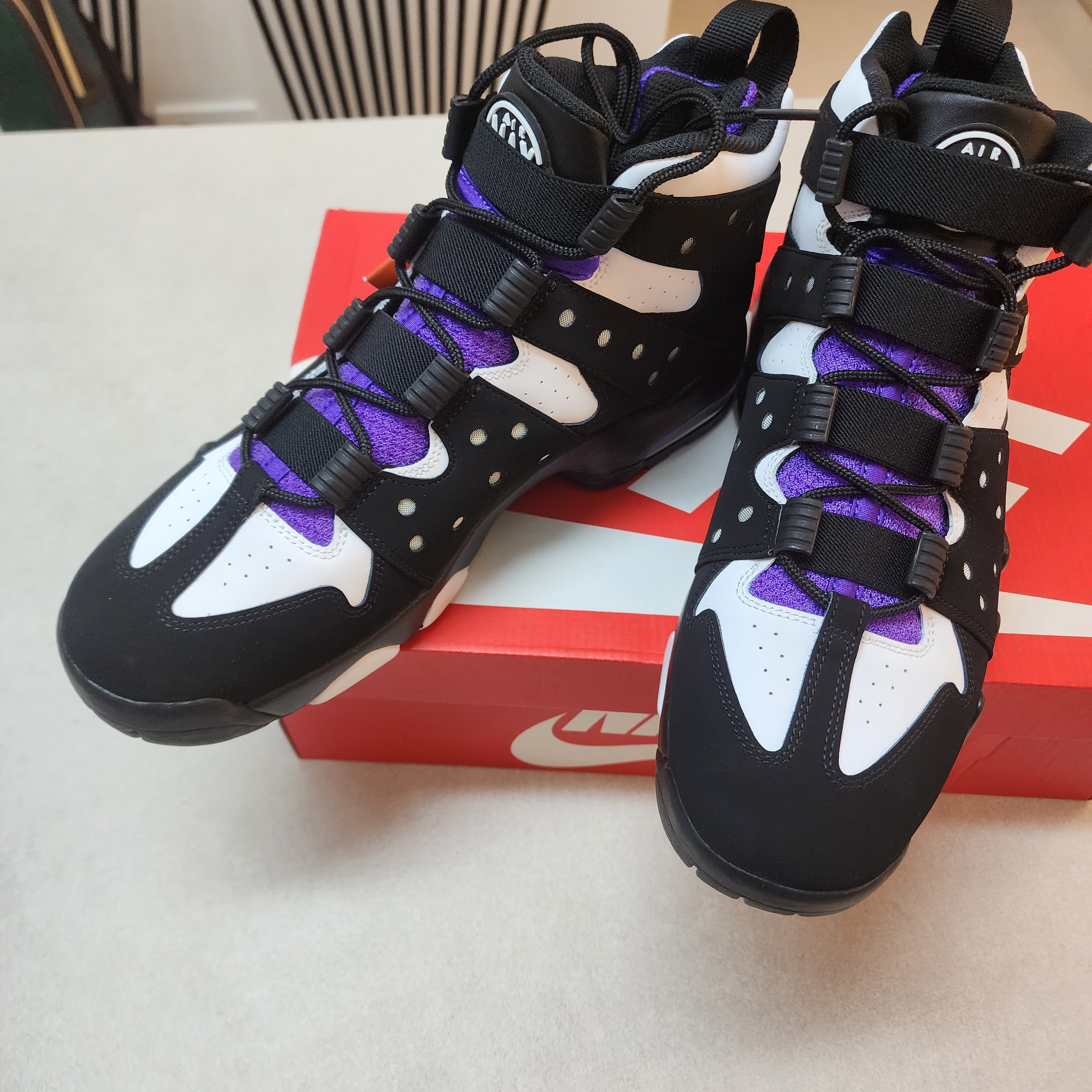 Nike Air Max 2 CB 94 Black and Pure Purple 착용 스타일