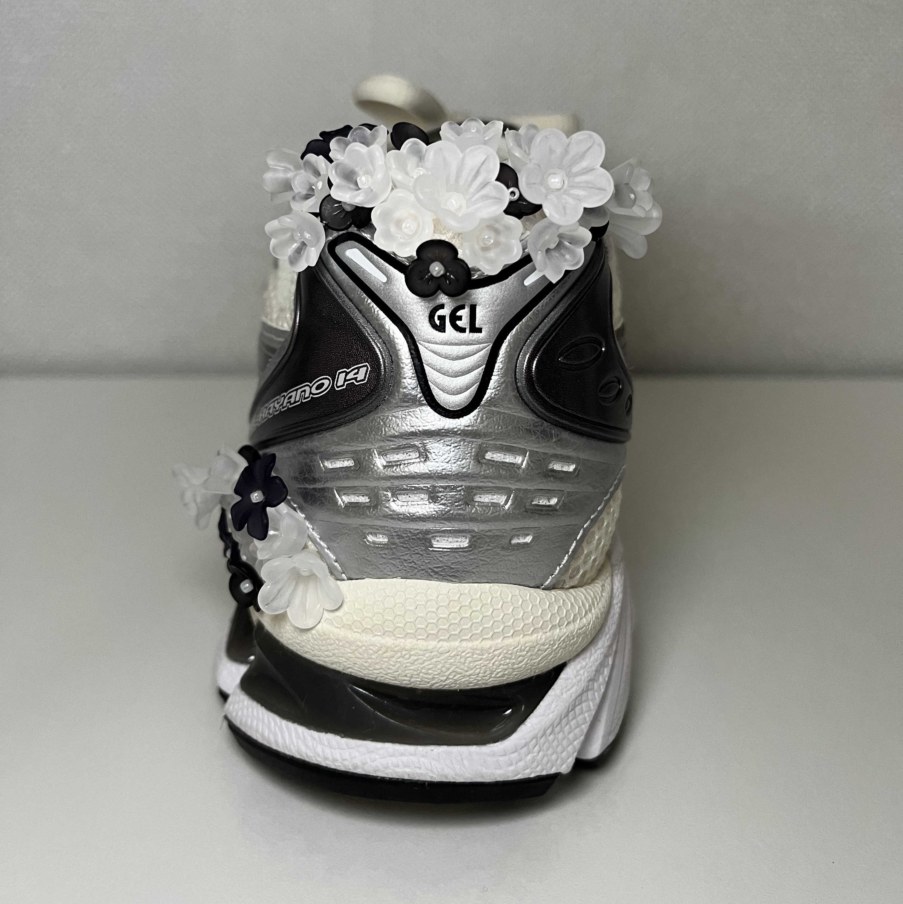 Asics Gel-Kayano 14 Cream Black 착용 스타일 - 5