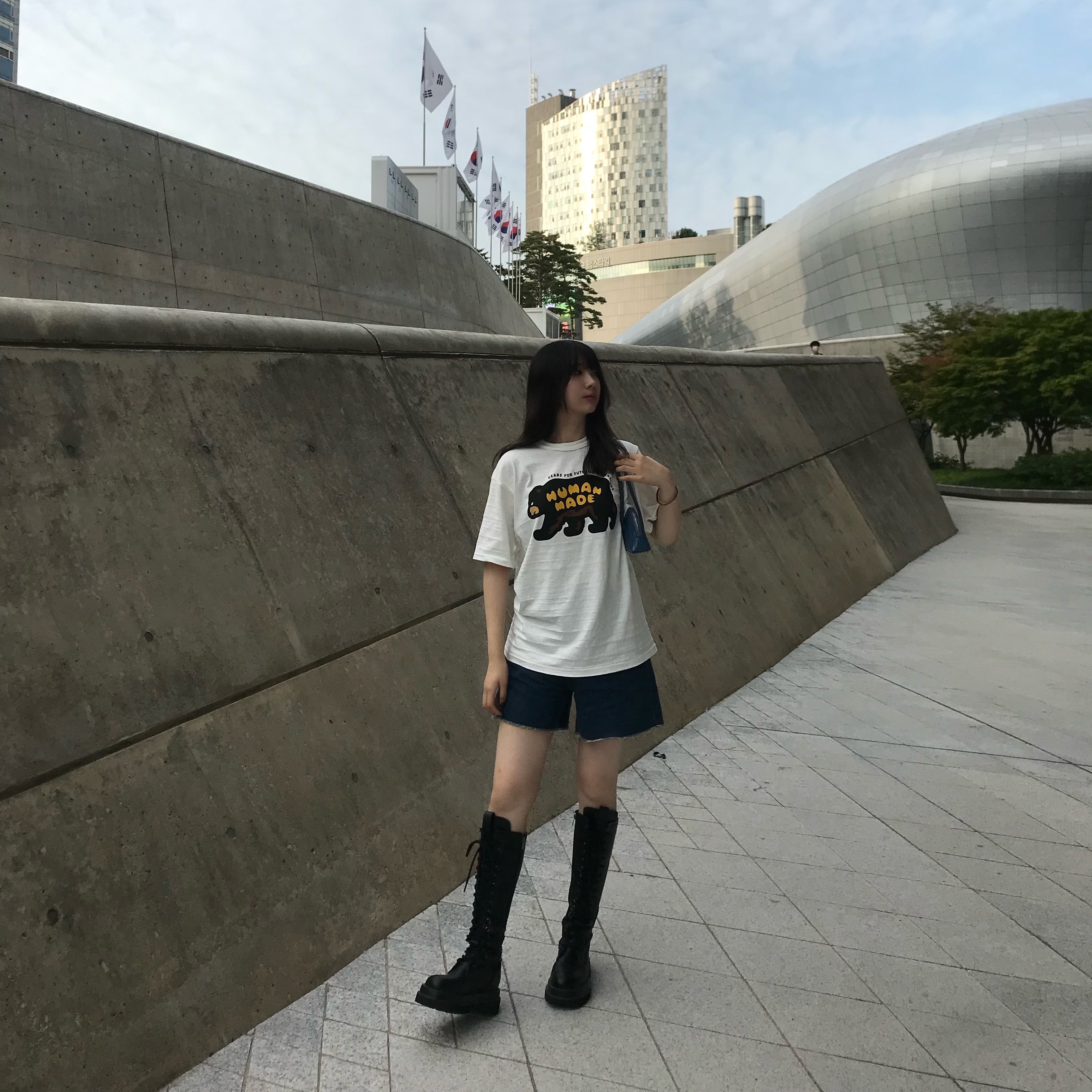 Human Made Graphic T-Shirt #10 White 착용 스타일 - 2