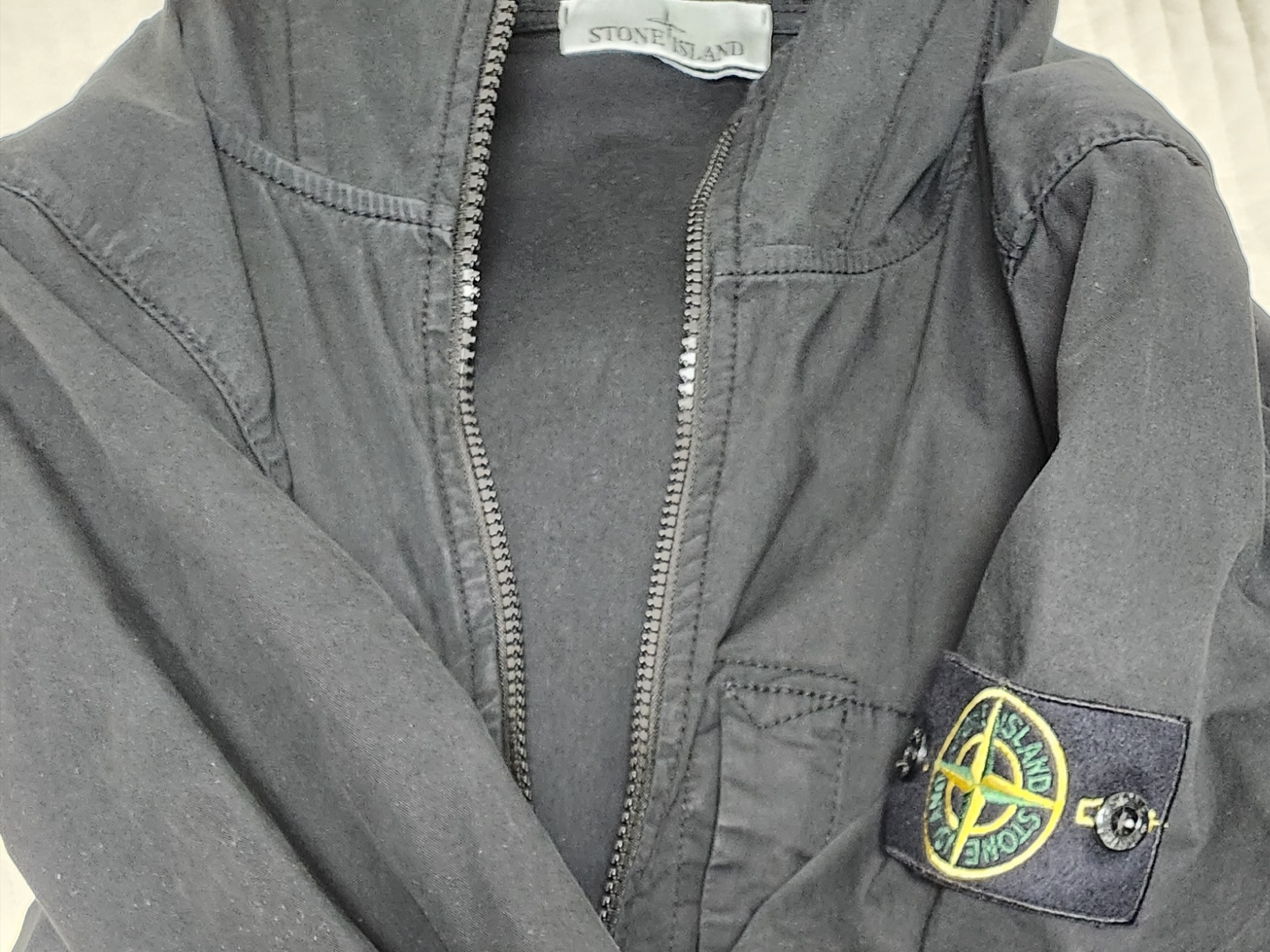 Stone Island 43310 Supima Cotton Hooded Jacket Black - 23SS 착용 스타일