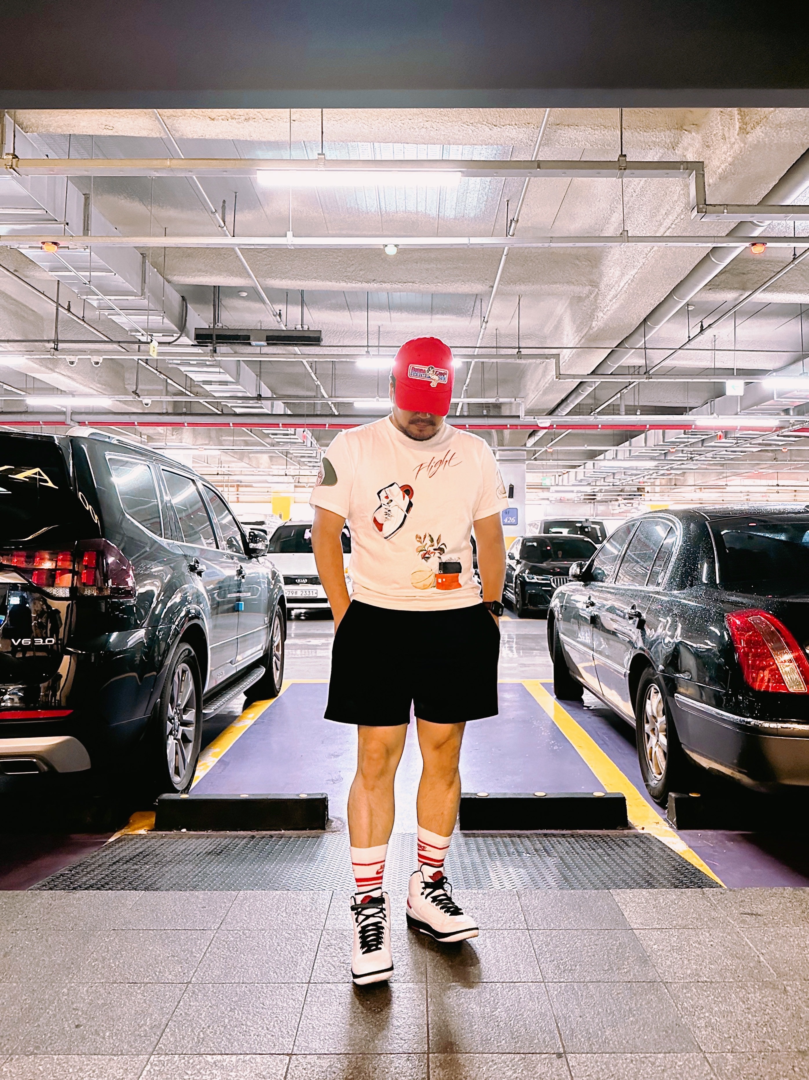 Jordan Flight Artist Series By Jacob Rochester Graphic S/S T-Shirt Sail - Asia, Jordan 2 Retro OG Chicago 착용 스타일