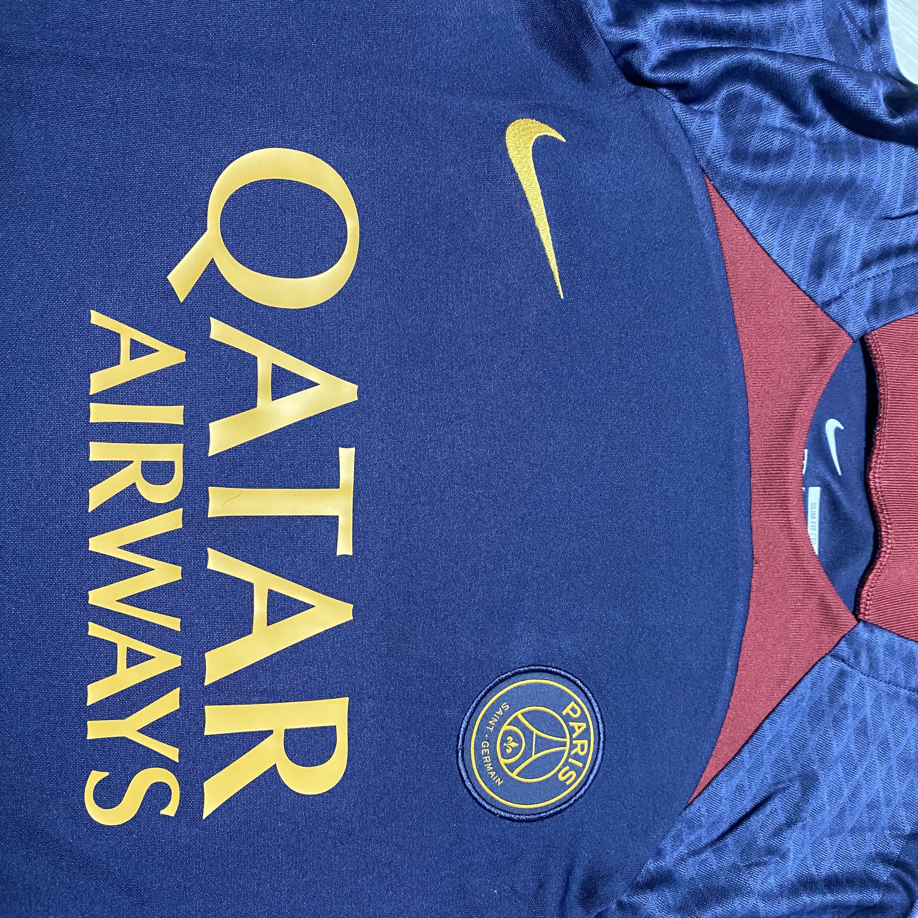 Nike Paris Saint-Germain Dri-Fit Strike Knit Soccer Top Blackened Blue (Non Marking Ver.) 착용 스타일 - 3