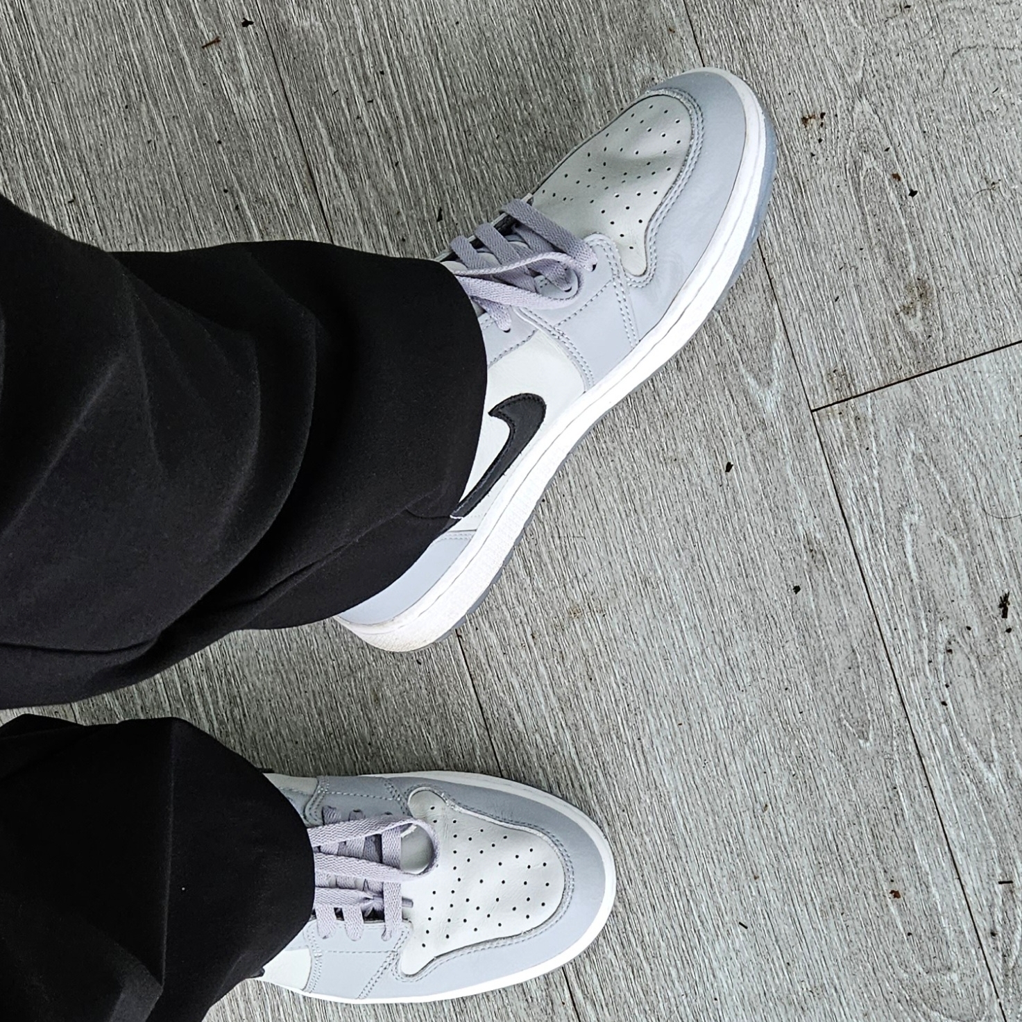 Jordan 1 Low Golf Wolf Grey 착용 스타일