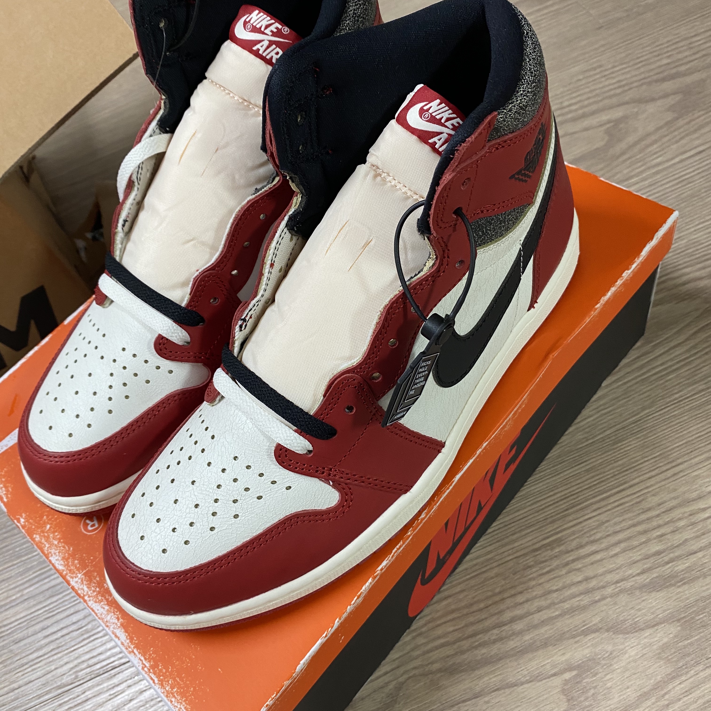 Jordan 1 Retro High OG Chicago 2022 착용 스타일 - 2